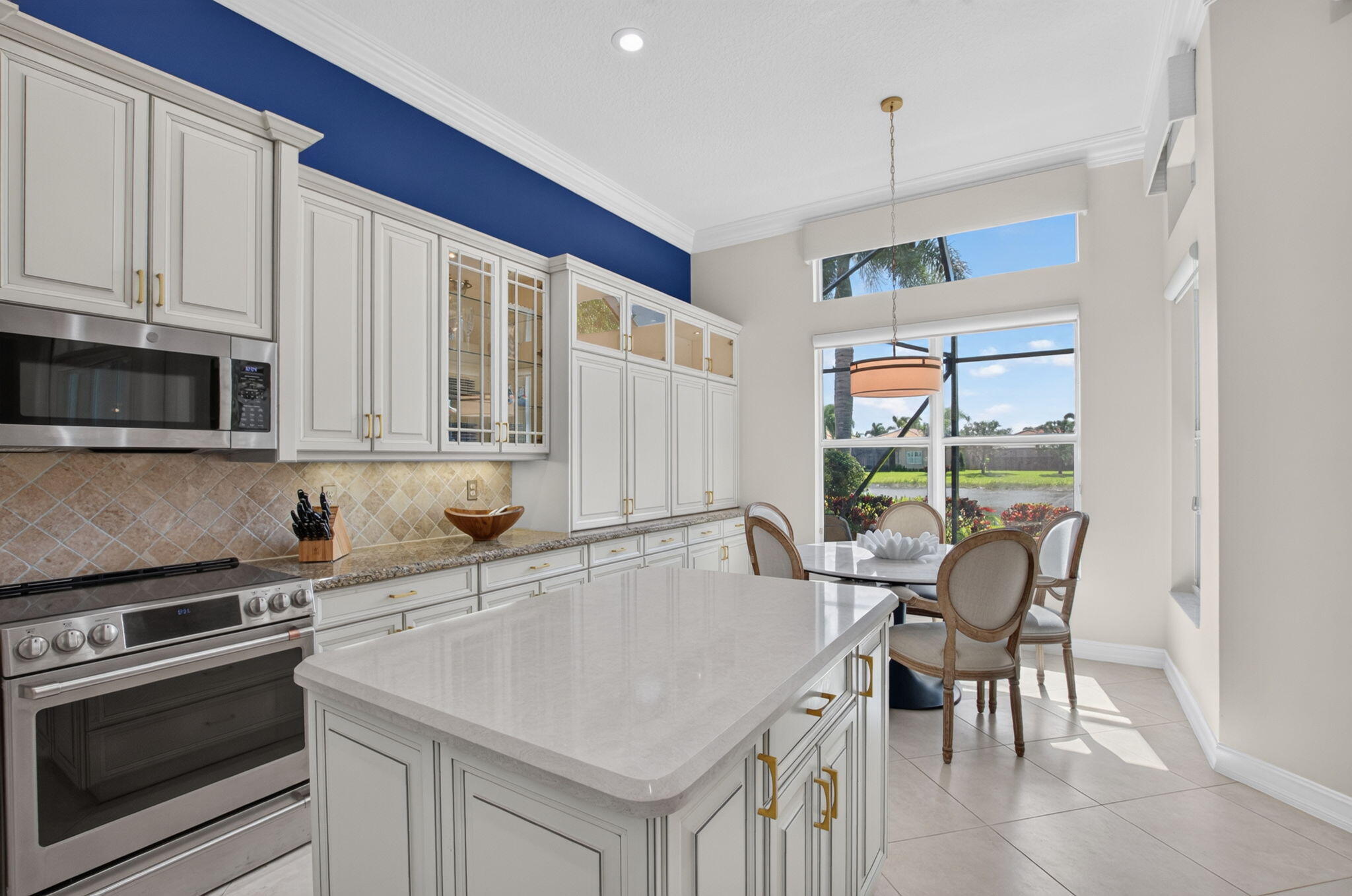 9088 Ribbons Ridge Point Property Photo 7
