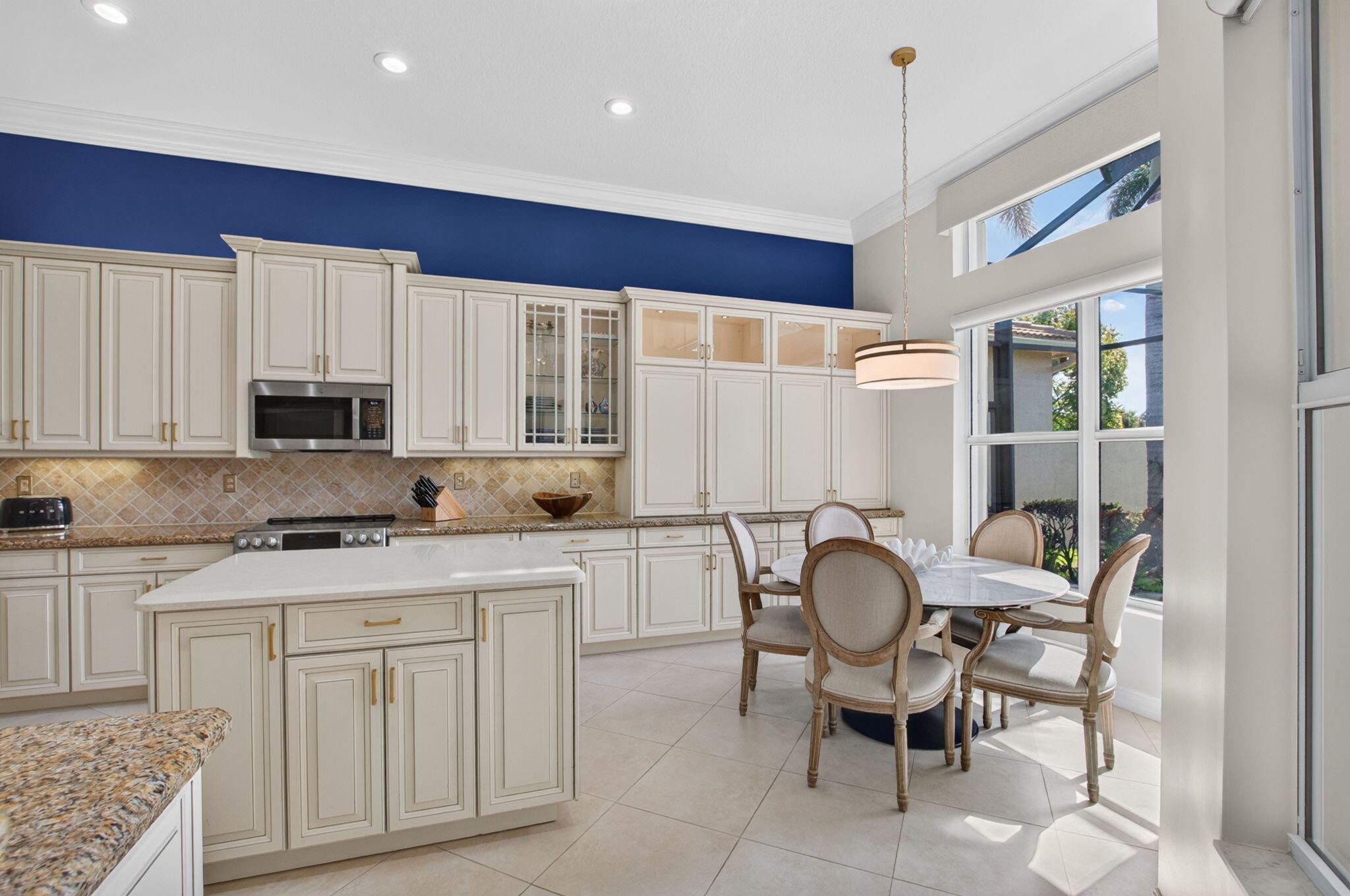 9088 Ribbons Ridge Point Property Photo 11