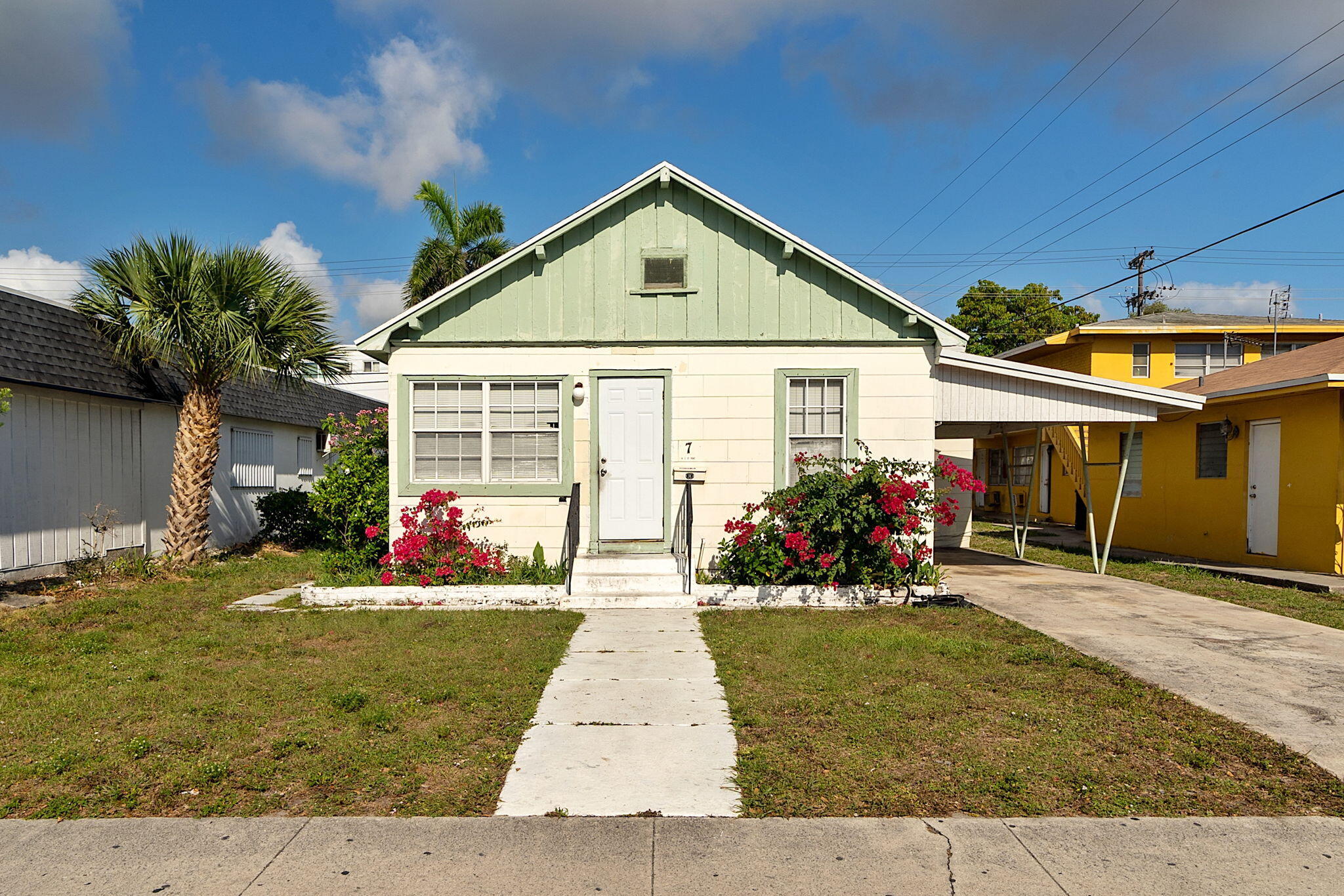 7 N C Street Property Photo 1