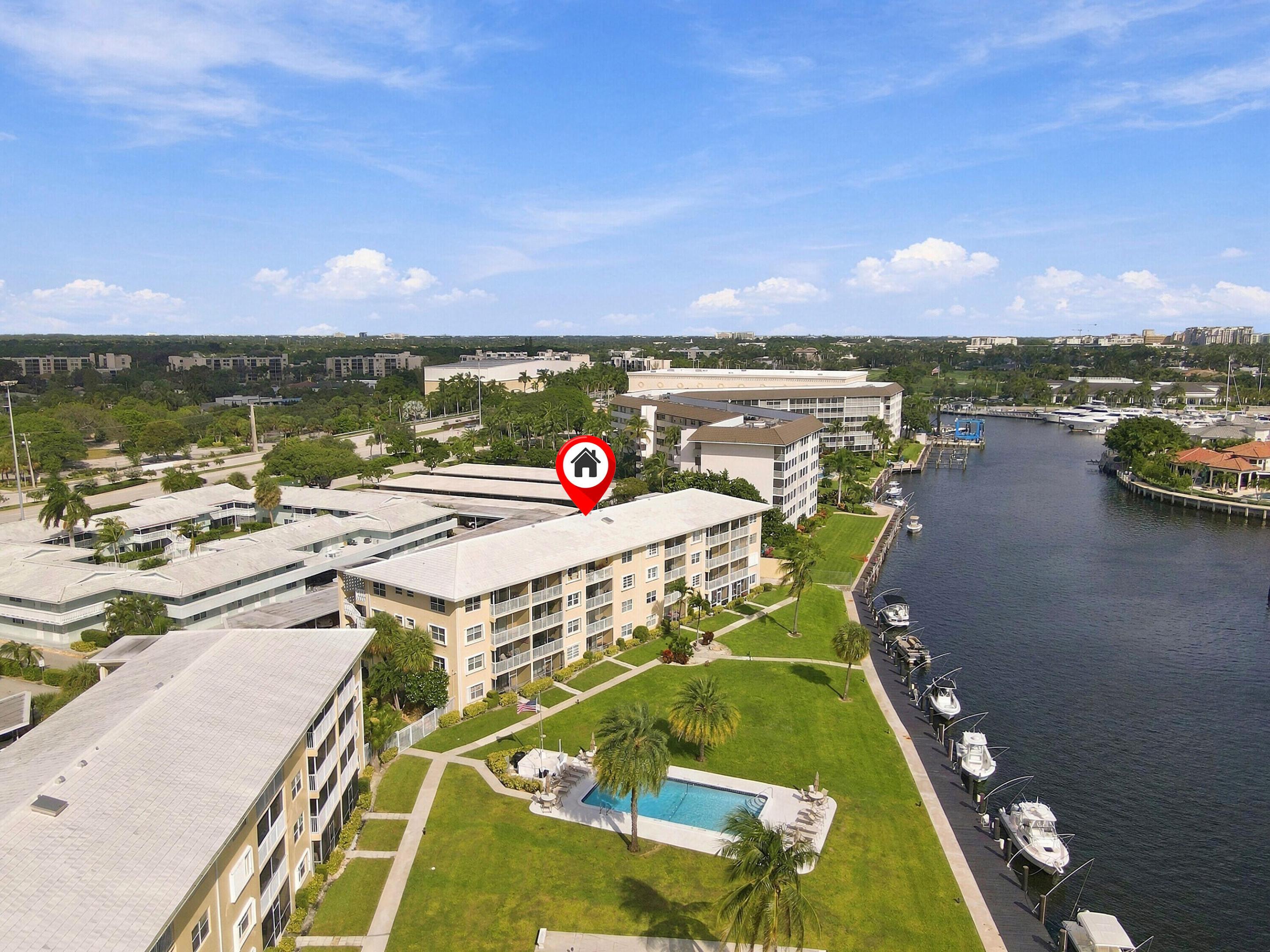 330 N FEDERAL Highway 108 Property Photo 1