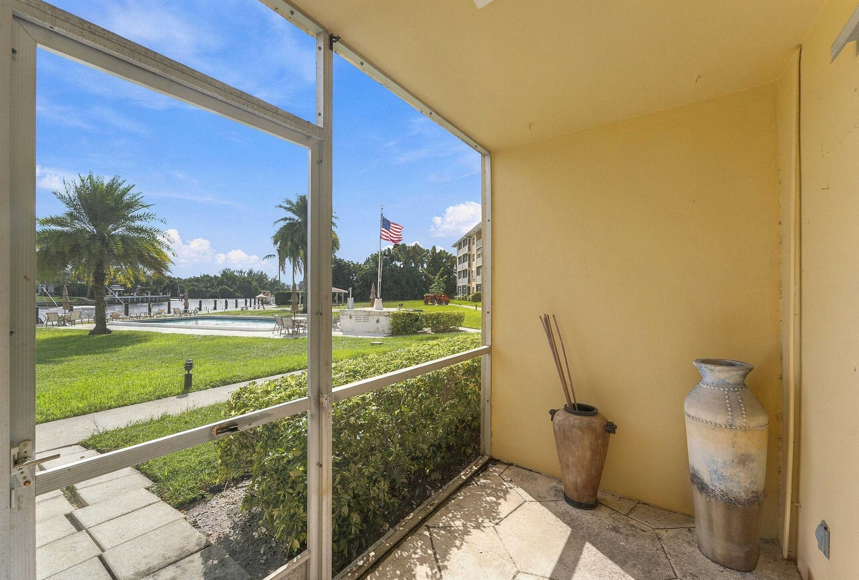 330 N Federal Highway 108 Property Photo 18
