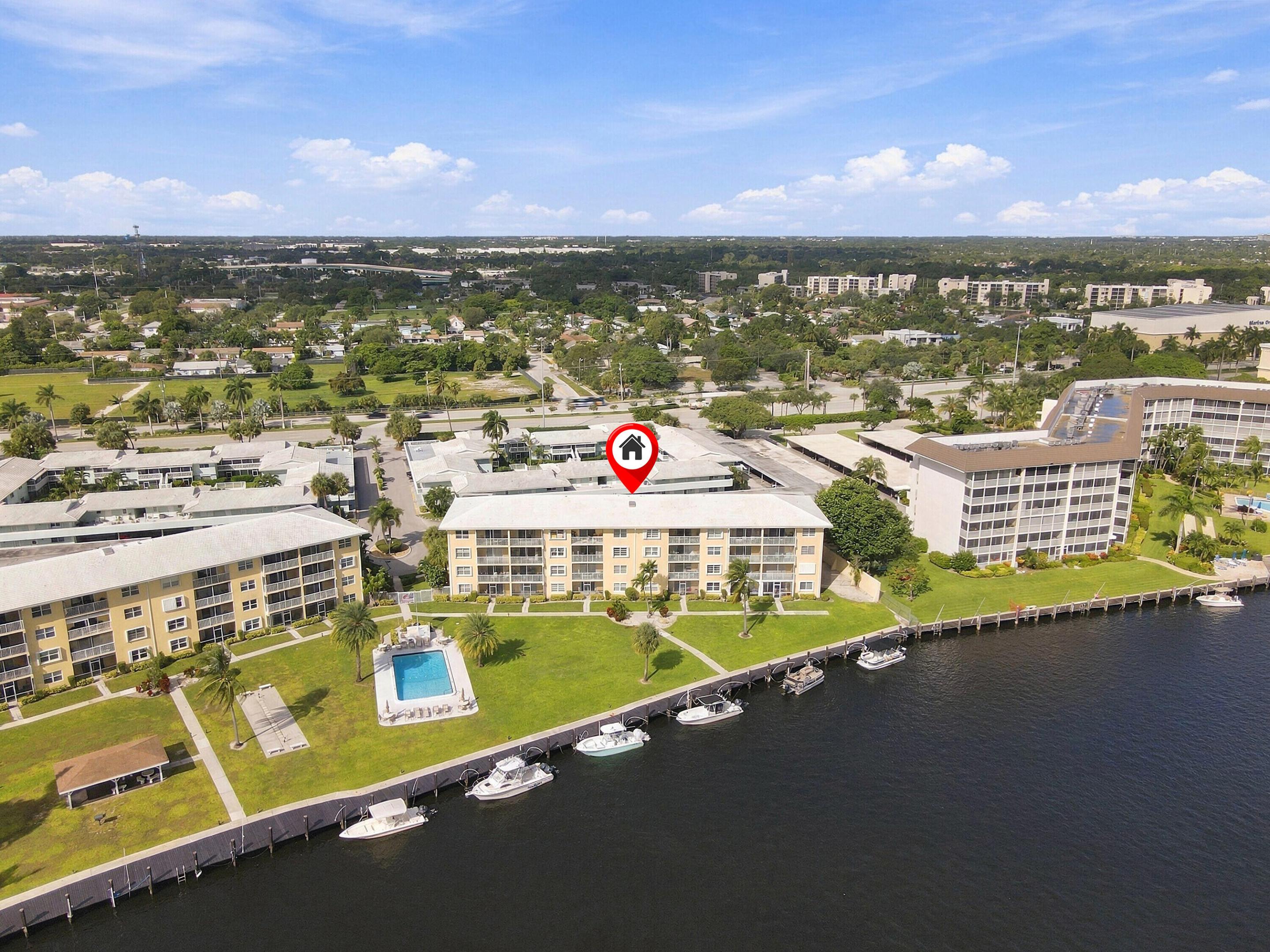 330 N Federal Highway 108 Property Photo 23