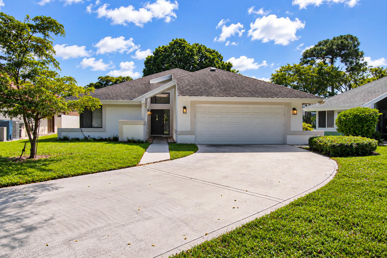 6708 SWEET MAPLE Lane Property Photo 1