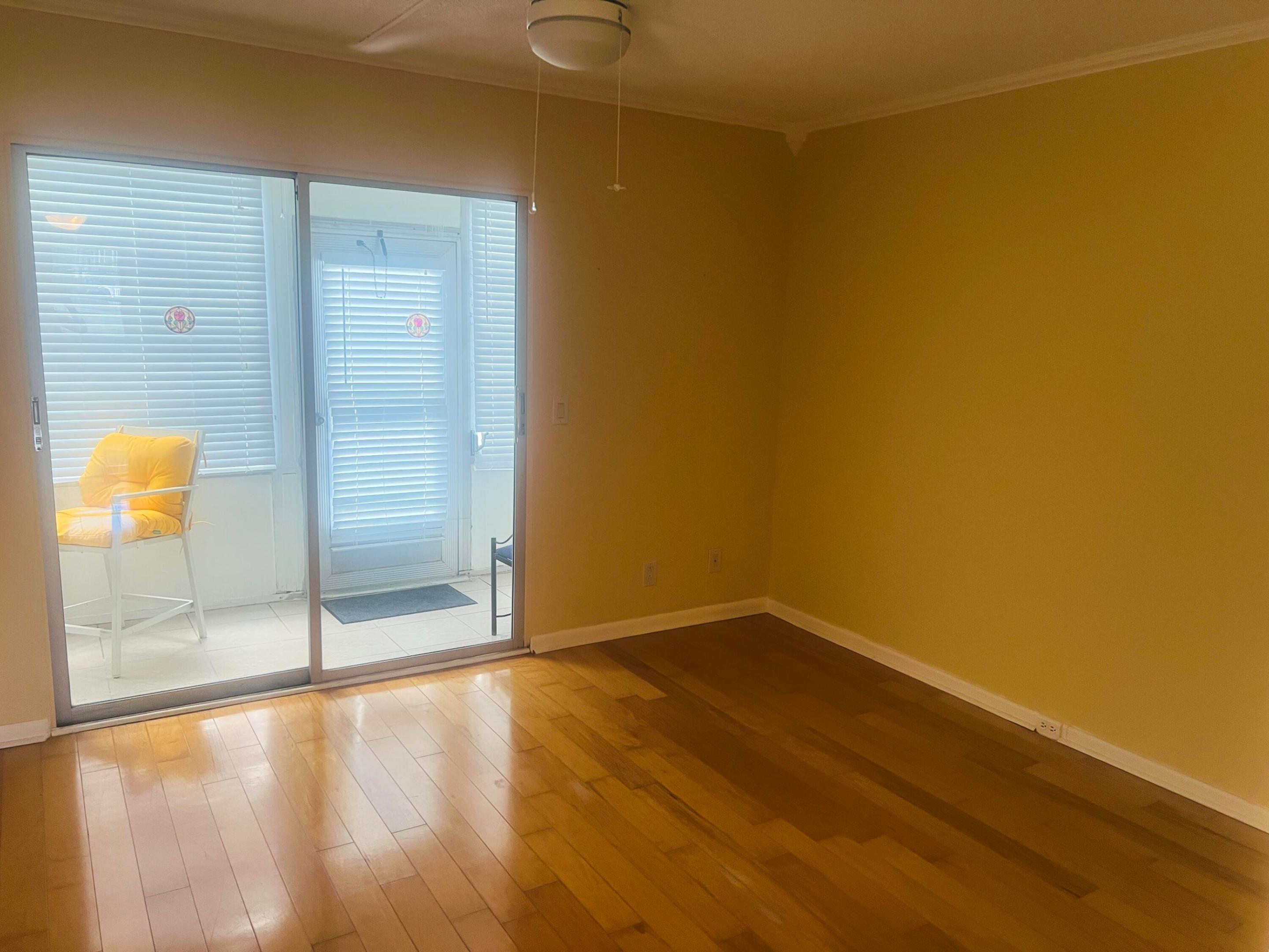 270 Newport R Drive R Property Photo 30