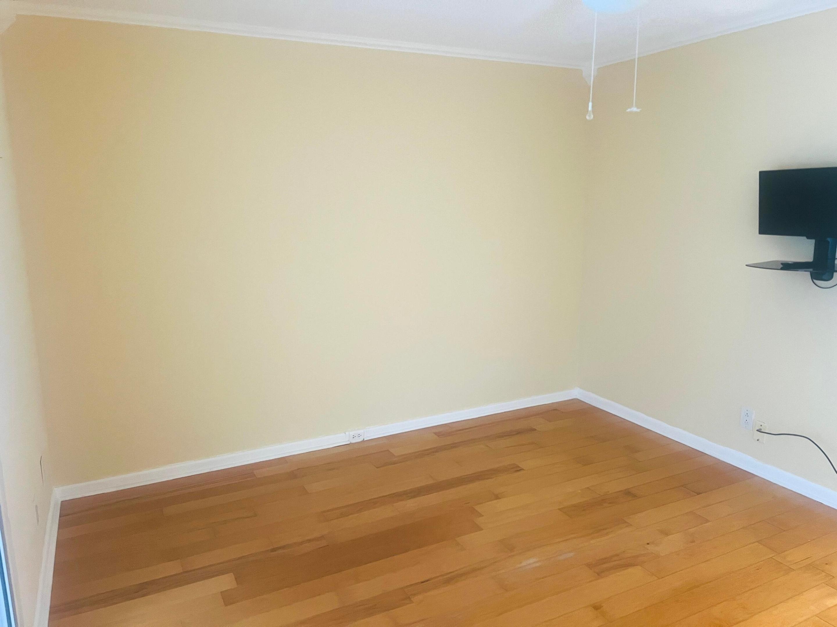 270 Newport R Drive R Property Photo 31