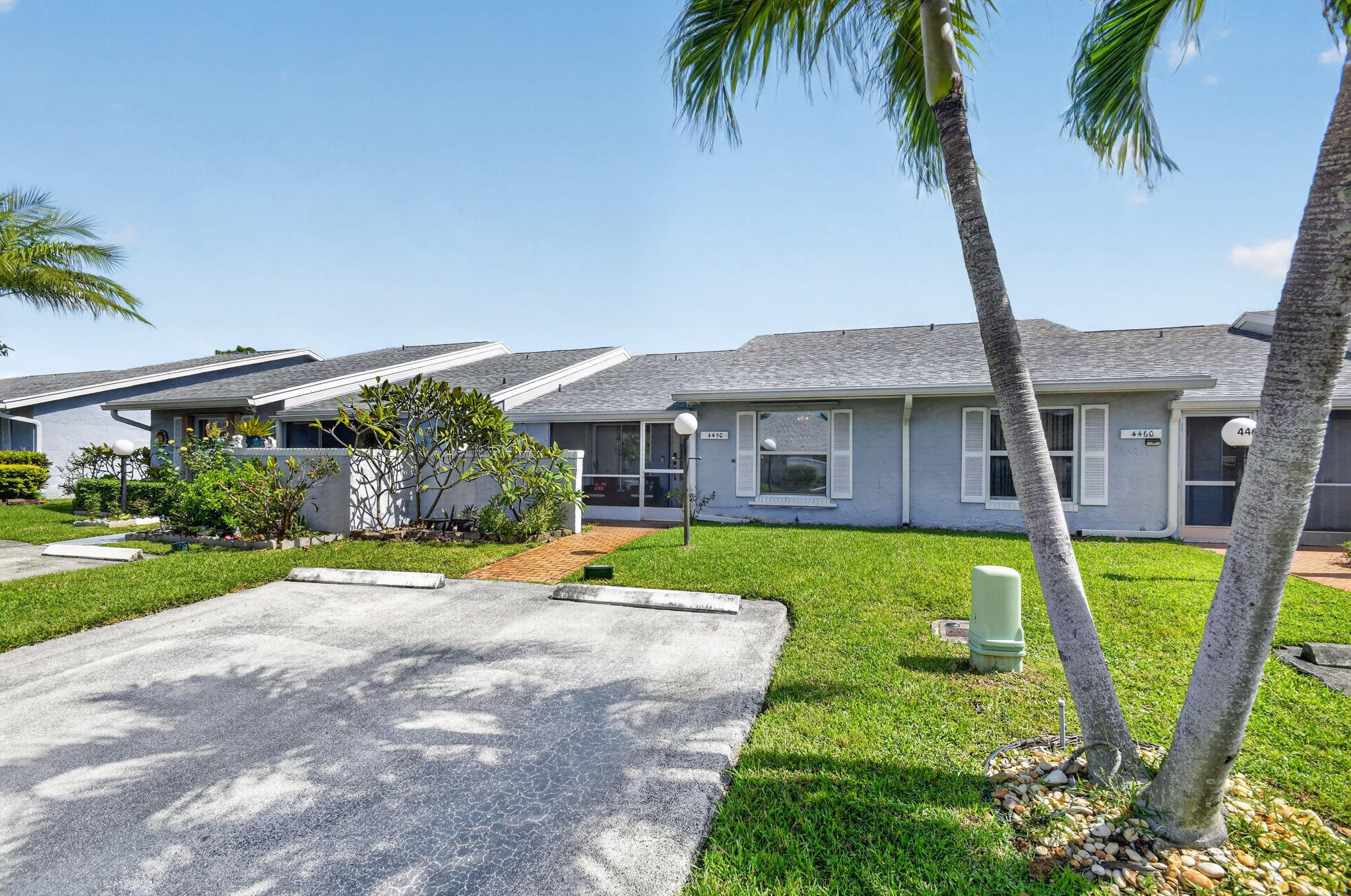 4450 LUCERNE VILLAS Lane