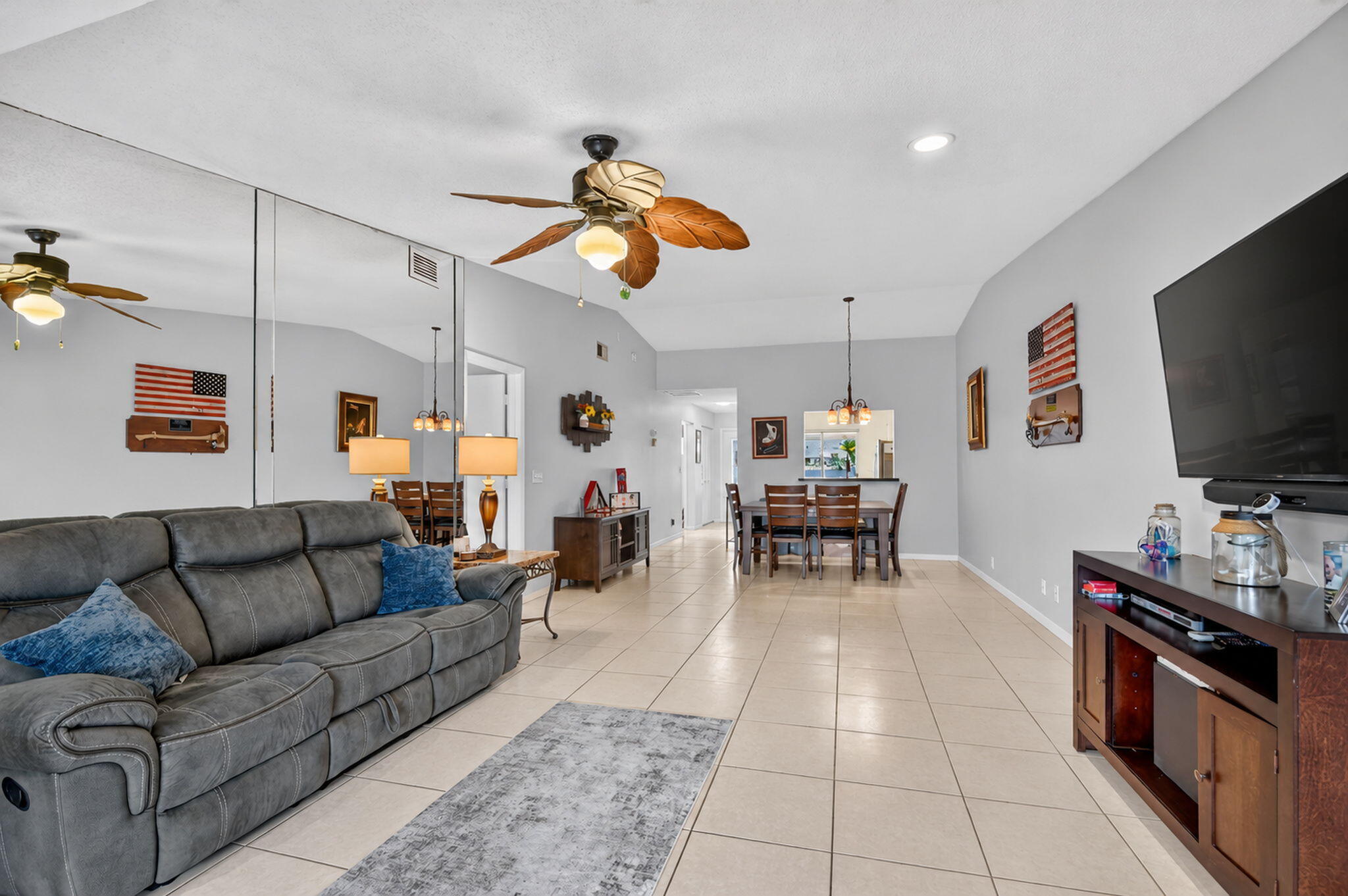 4450 Lucerne Villas Lane Property Photo 12