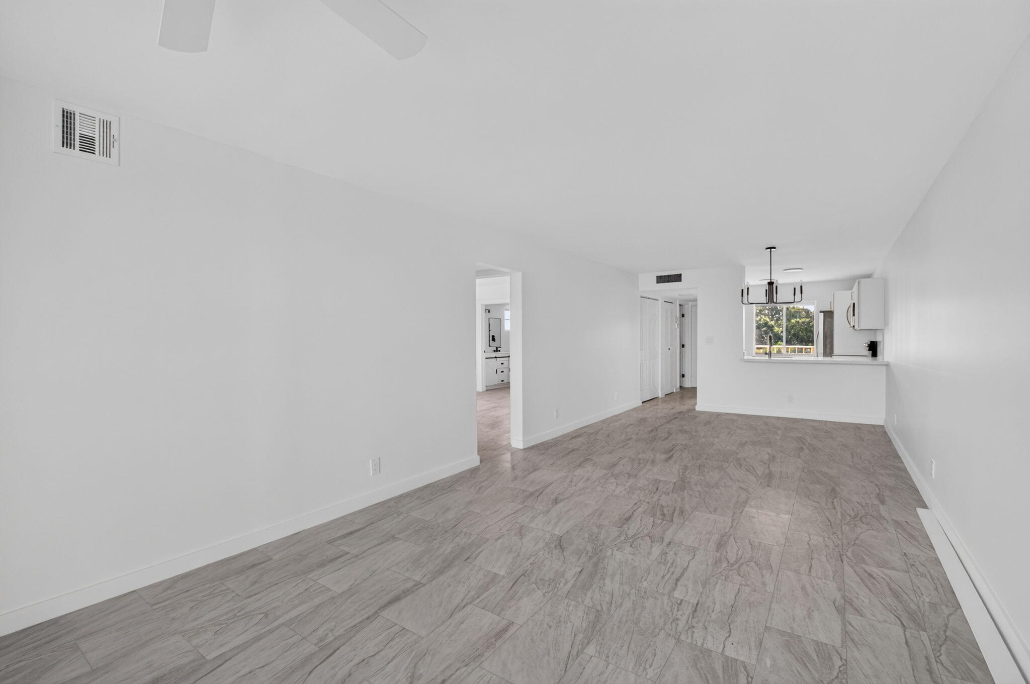 7145 Huntington Lane 408 Property Photo 13