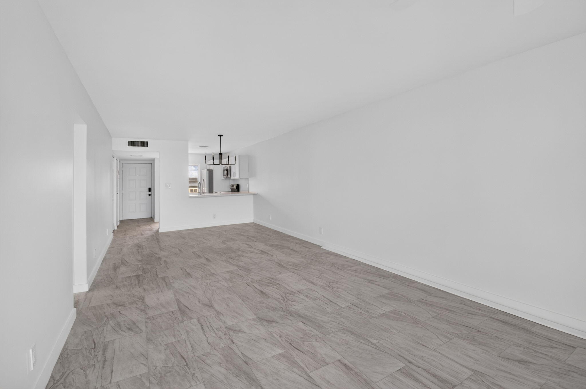 7145 Huntington Lane 408 Property Photo 14