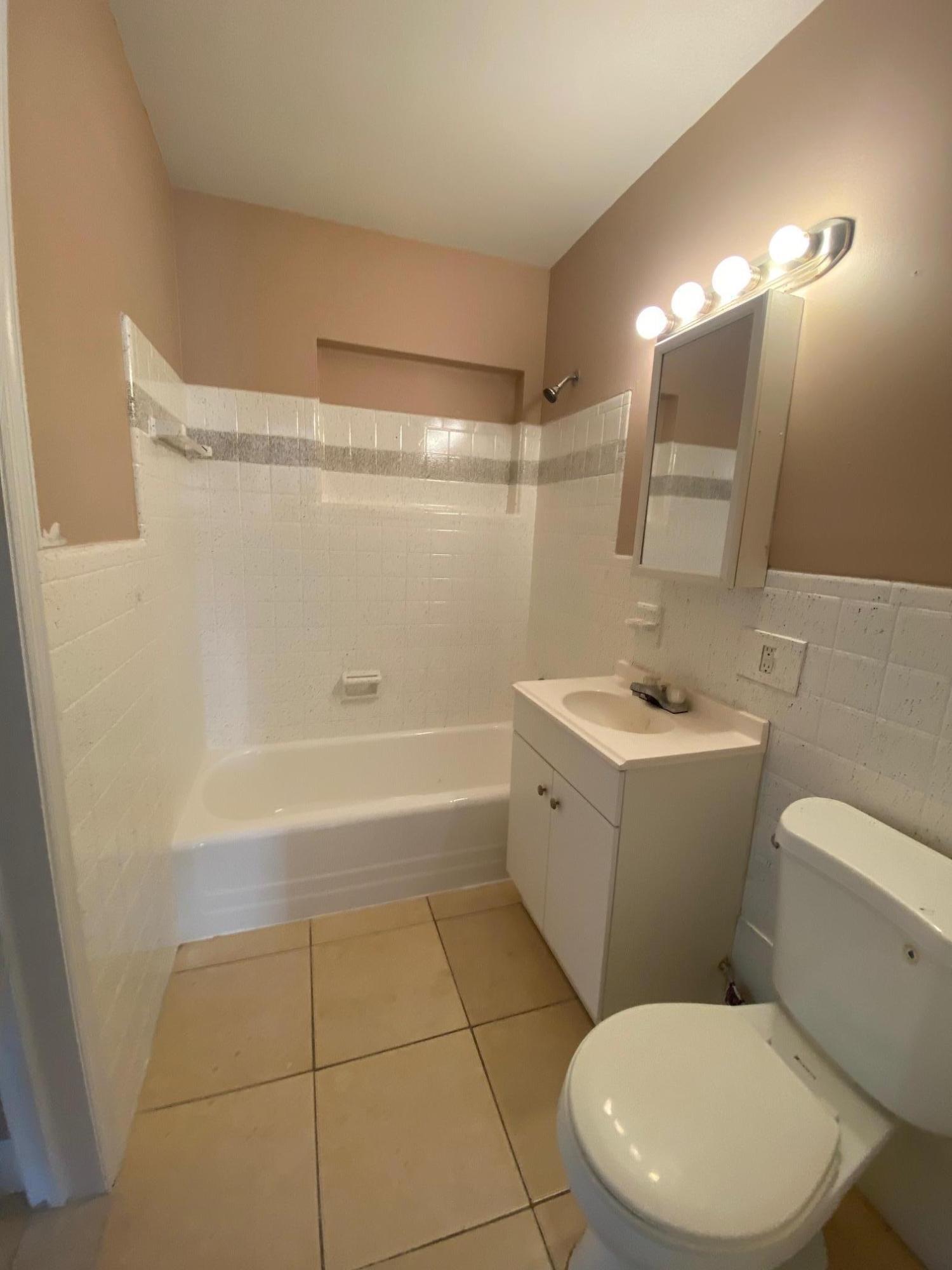 16 Ne 9th Avenue Property Photo 10