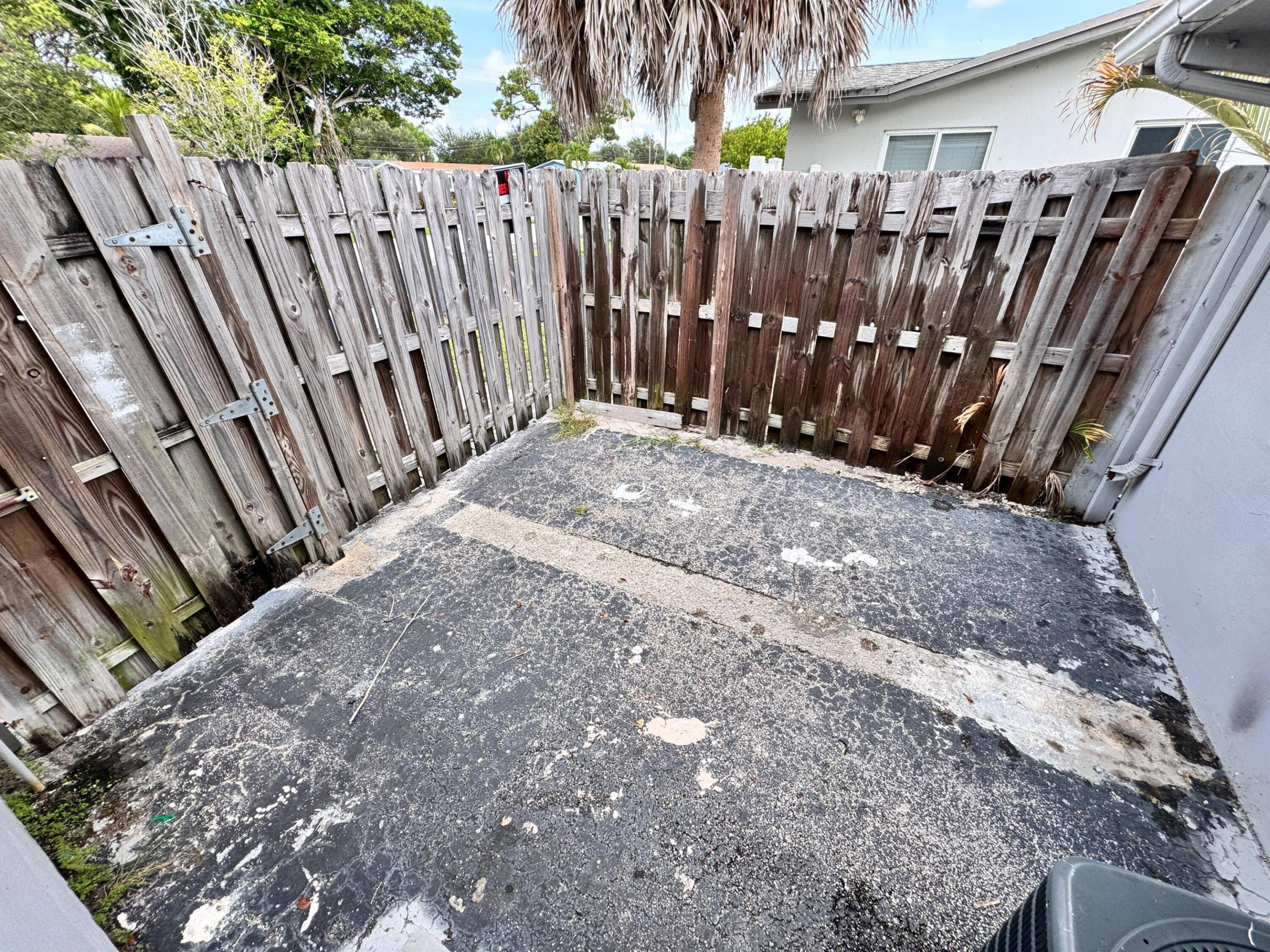 16 Ne 9th Avenue Property Photo 14