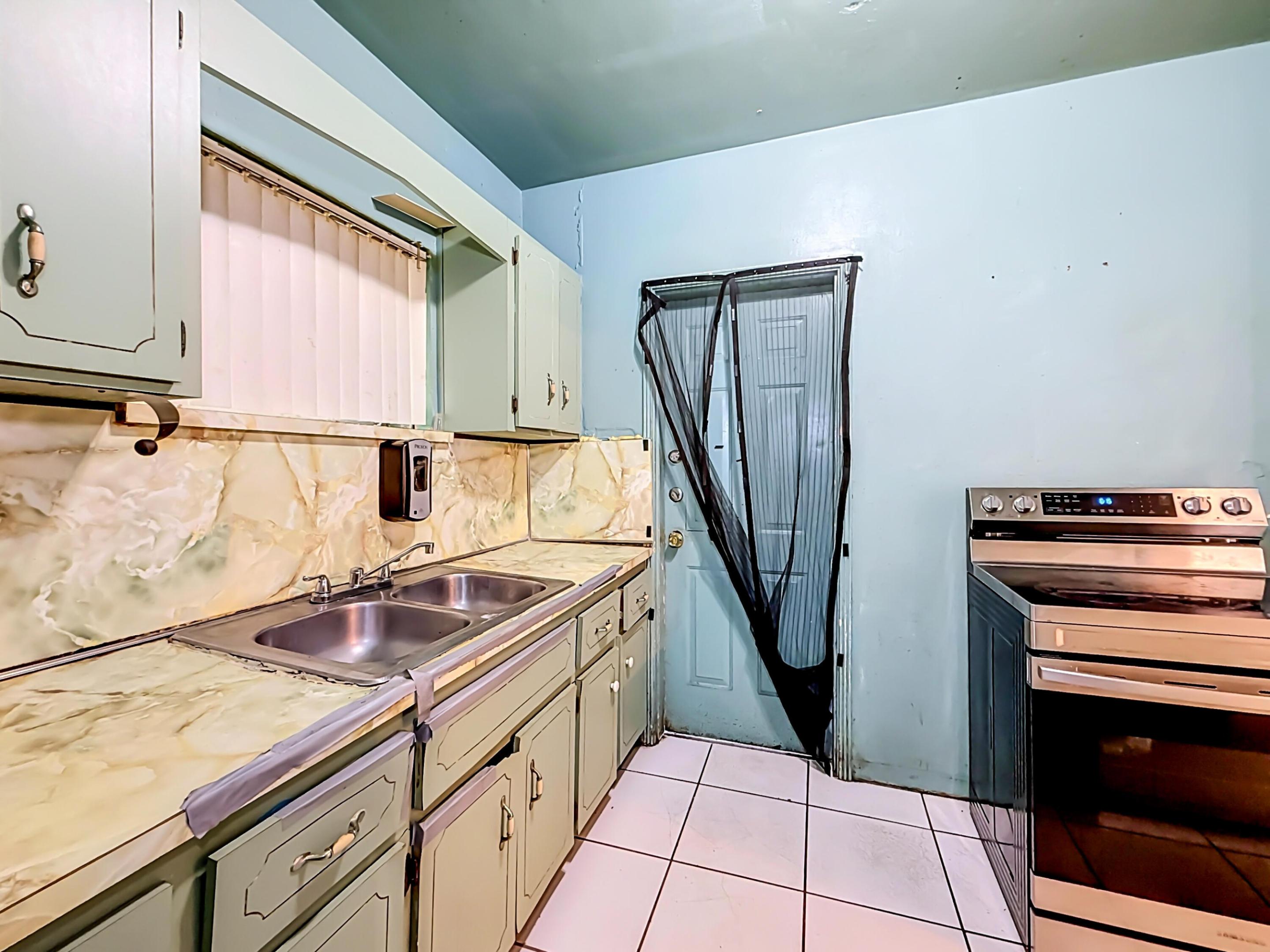 511 Nw 46th Street Property Photo 16