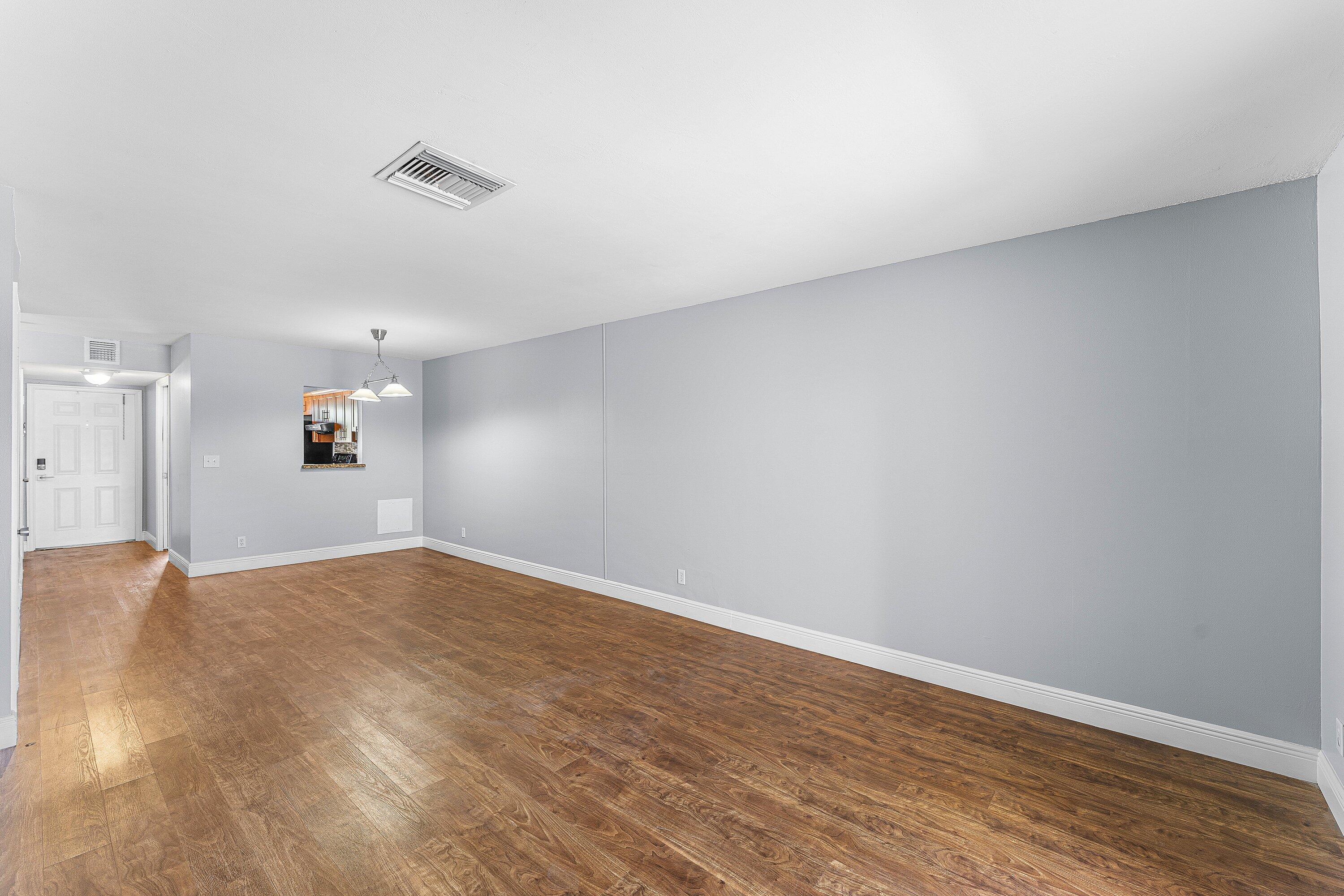 139 Sparrow Drive 2a Property Photo 6