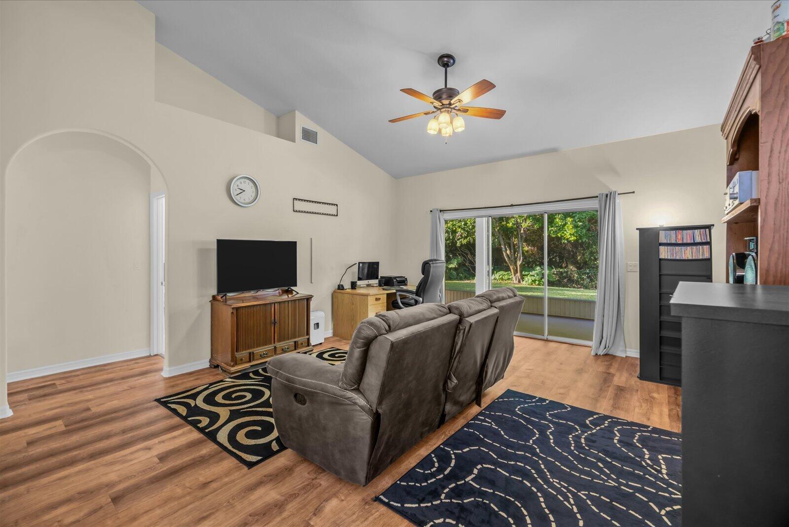 5875 39th Lane Property Photo 8