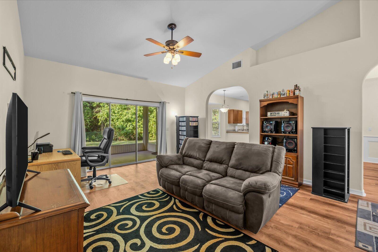 5875 39th Lane Property Photo 9