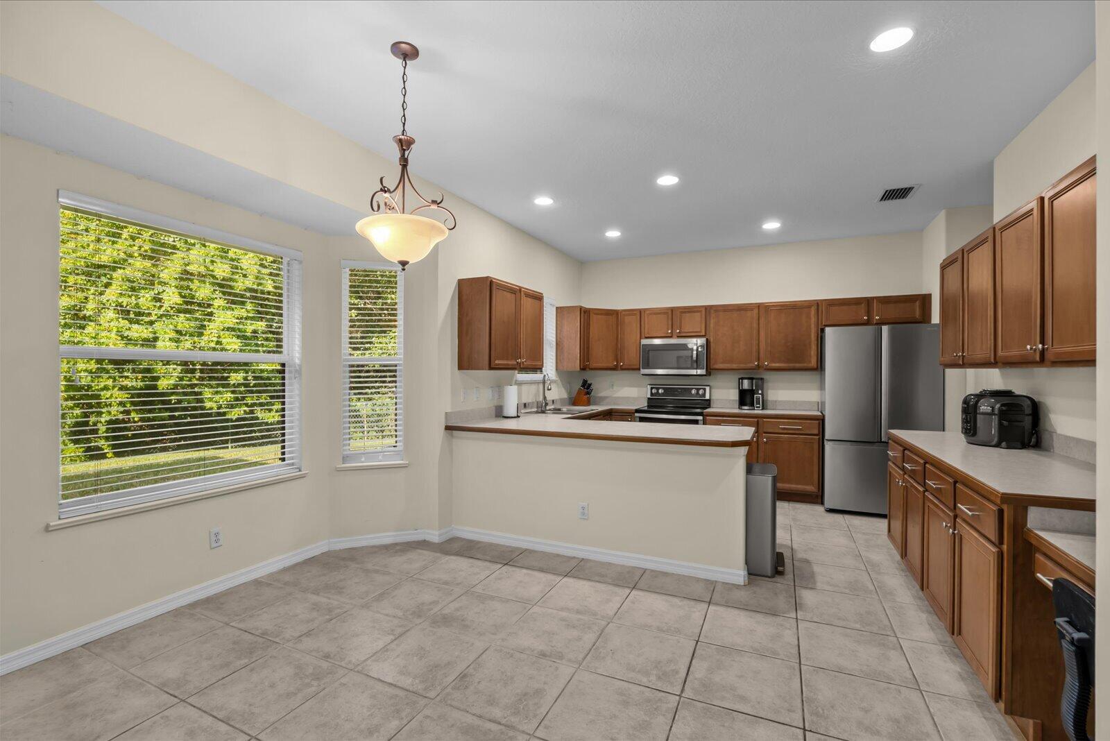 5875 39th Lane Property Photo 12