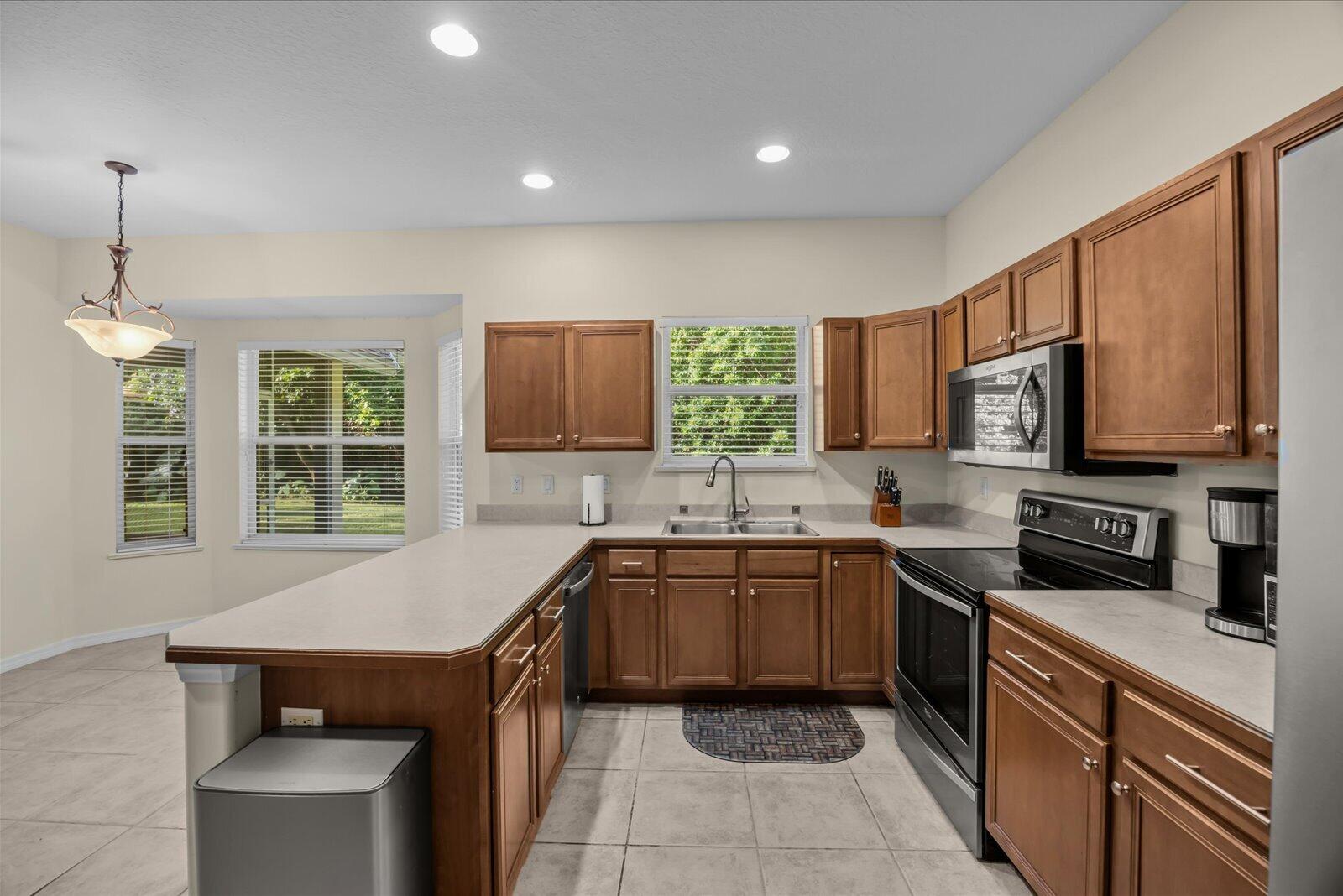 5875 39th Lane Property Photo 14