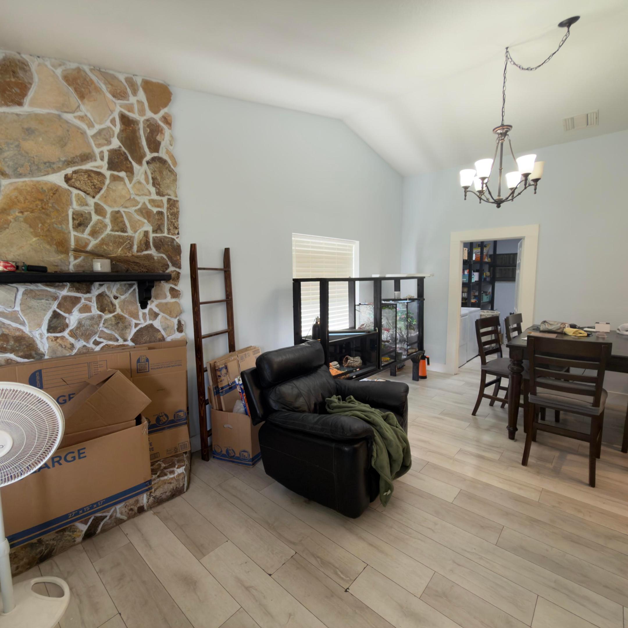 13398 46th Court N Property Photo 5