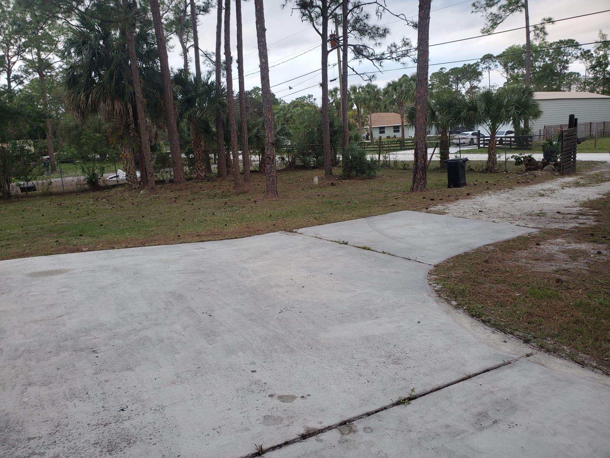 13398 46th Court N Property Photo 42