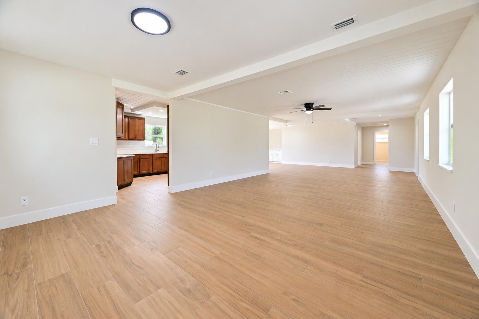 8721 Hidden Pines Road Property Photo 15