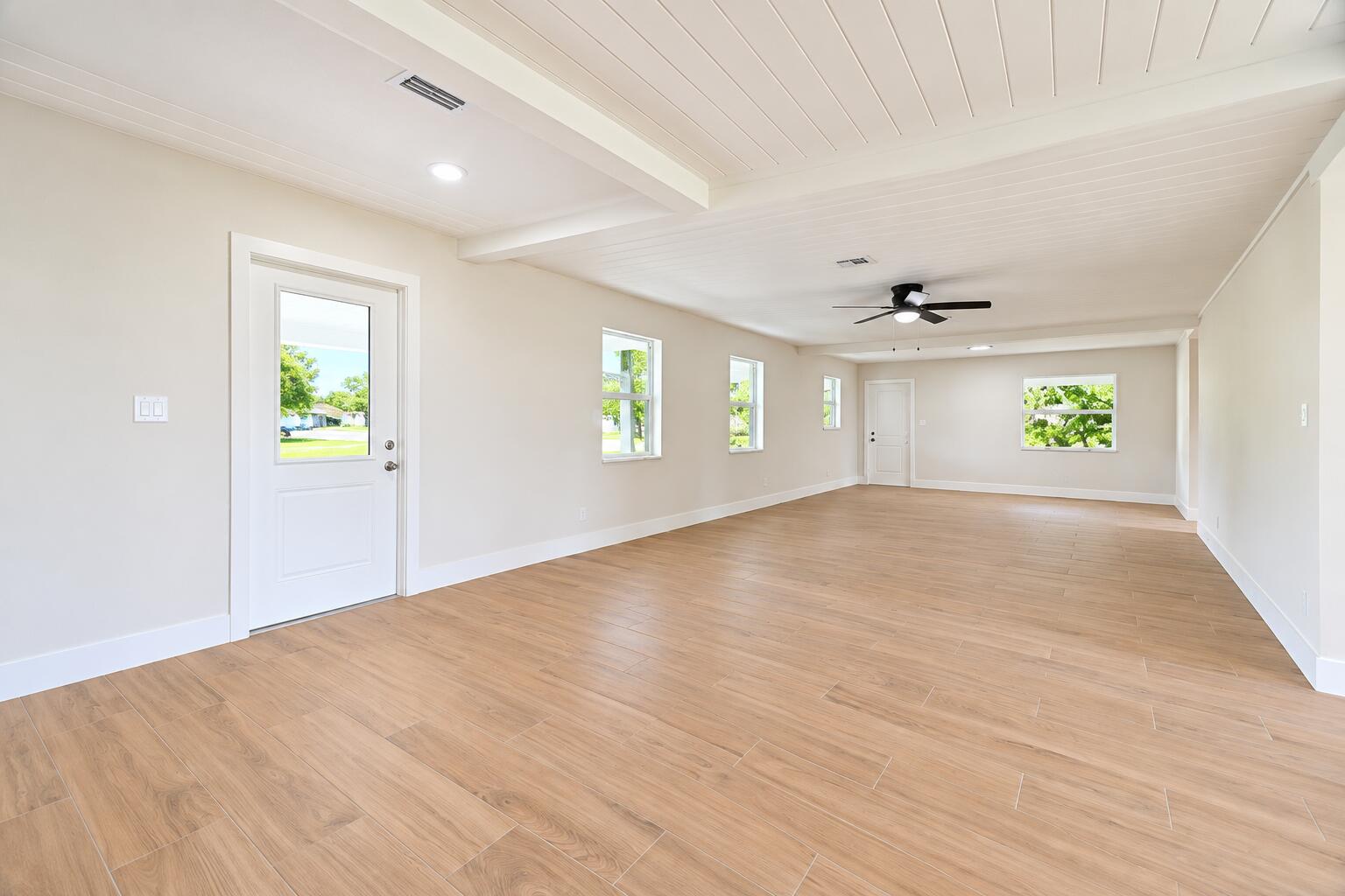 8721 Hidden Pines Road Property Photo 18
