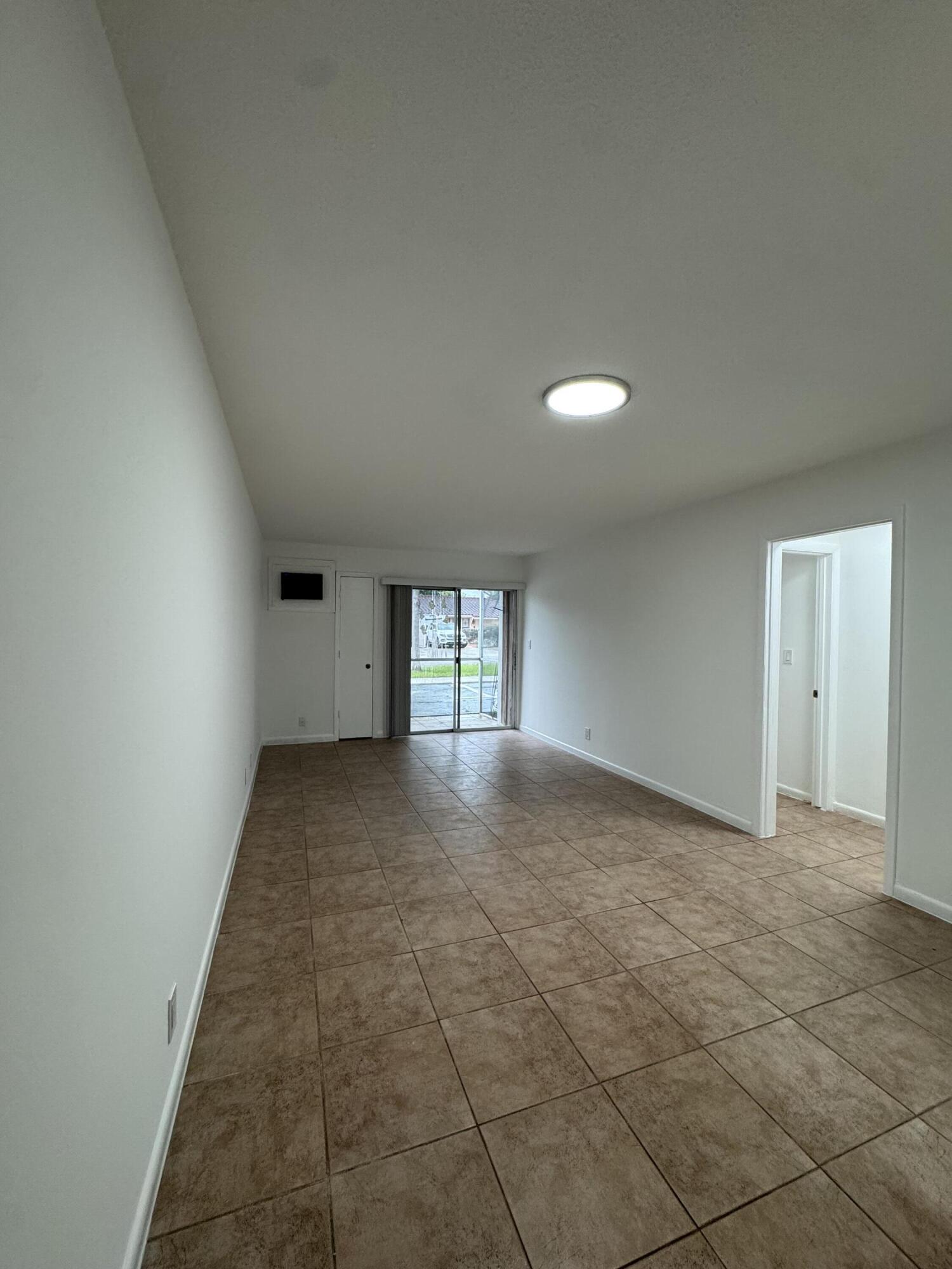 510 LAKE SHORE Drive 16 Property Photo 1