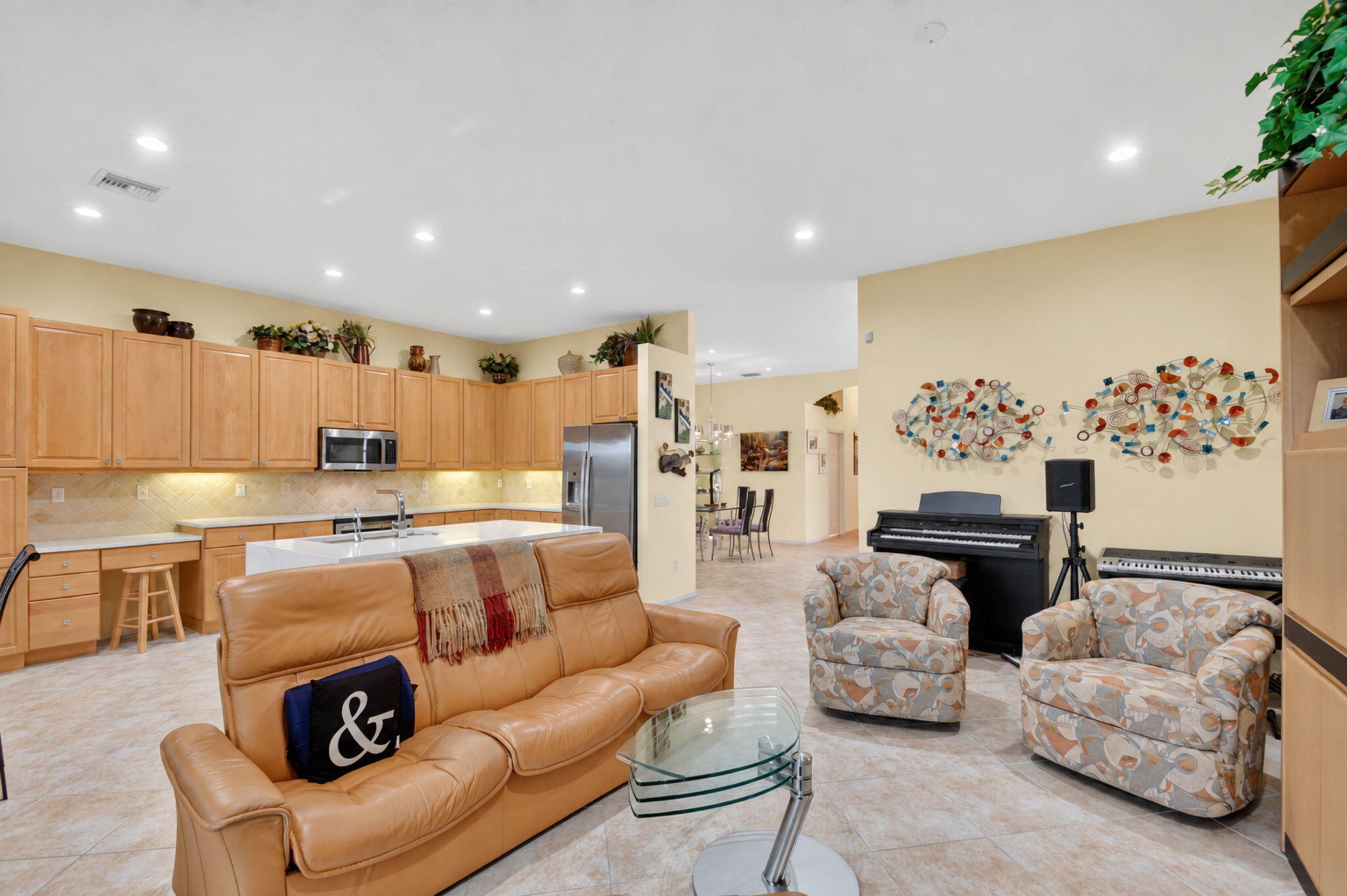 8749 Arbor Walk Drive Property Photo 3