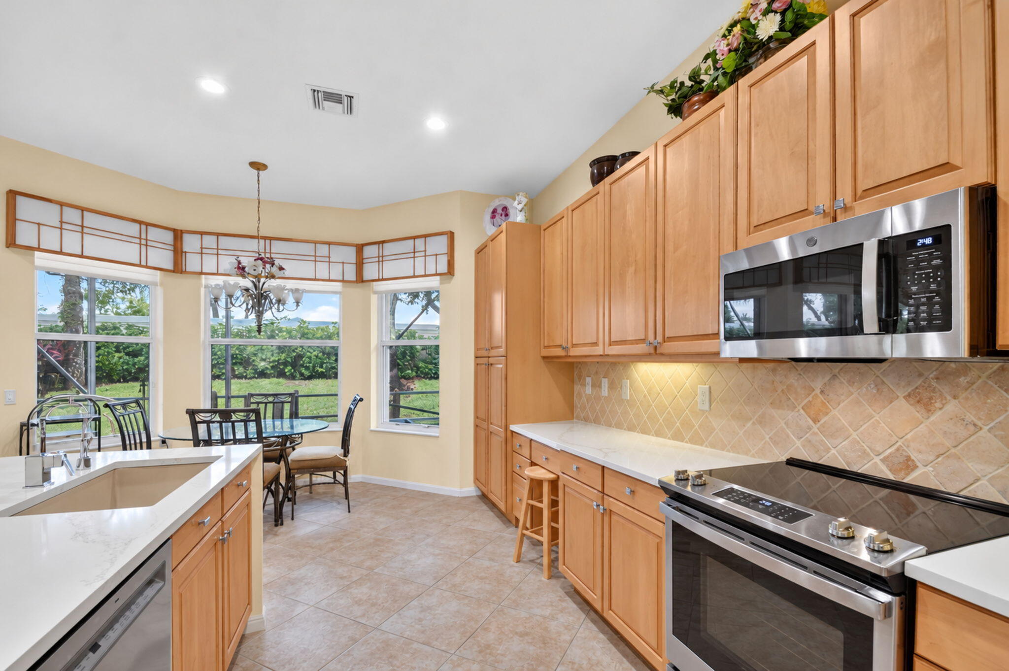 8749 Arbor Walk Drive Property Photo 16