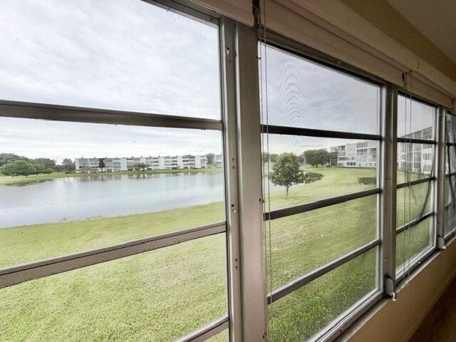2100 Cornwall E Property Photo 15