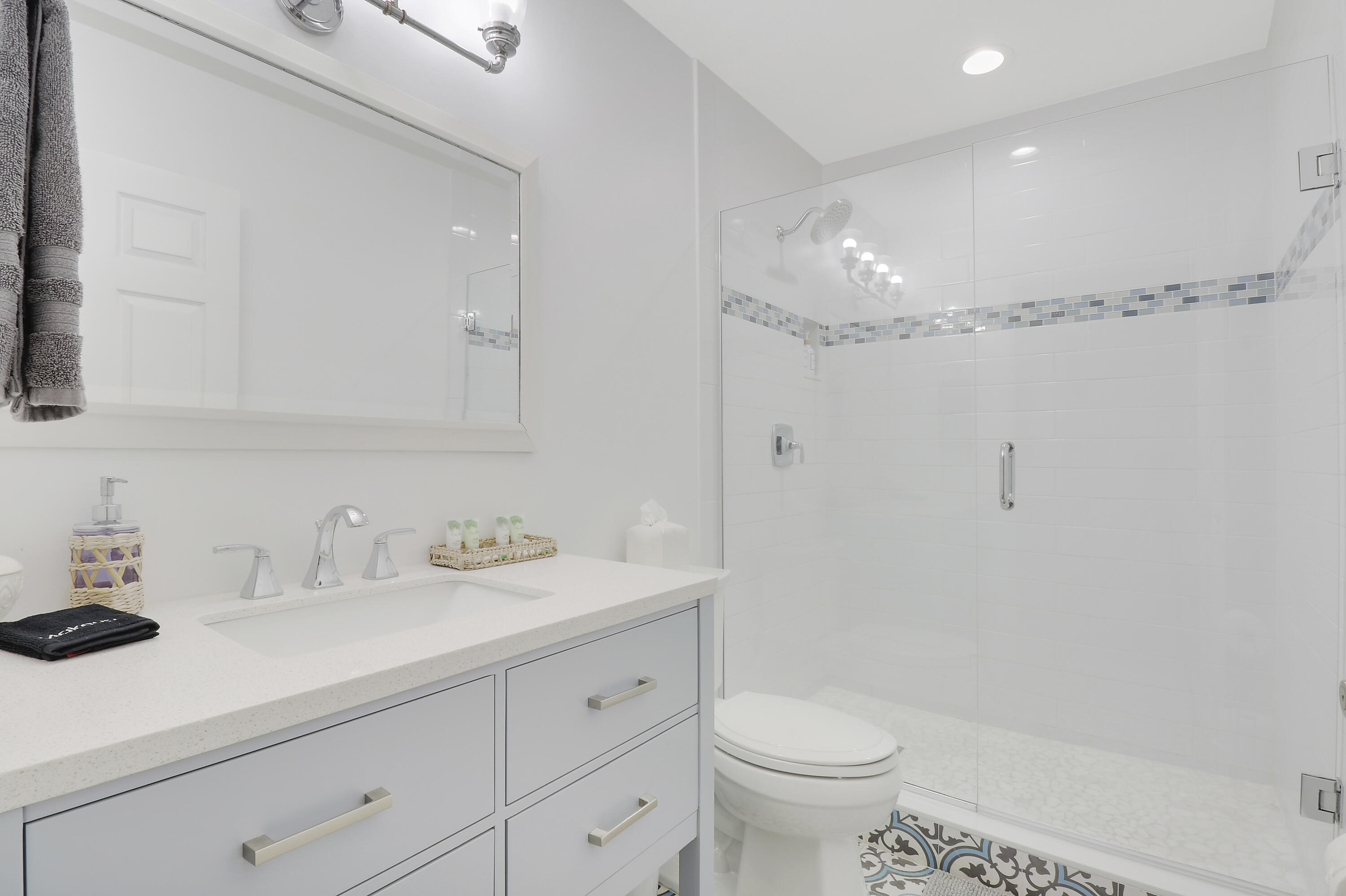 425 Marlin Road Property Photo 10