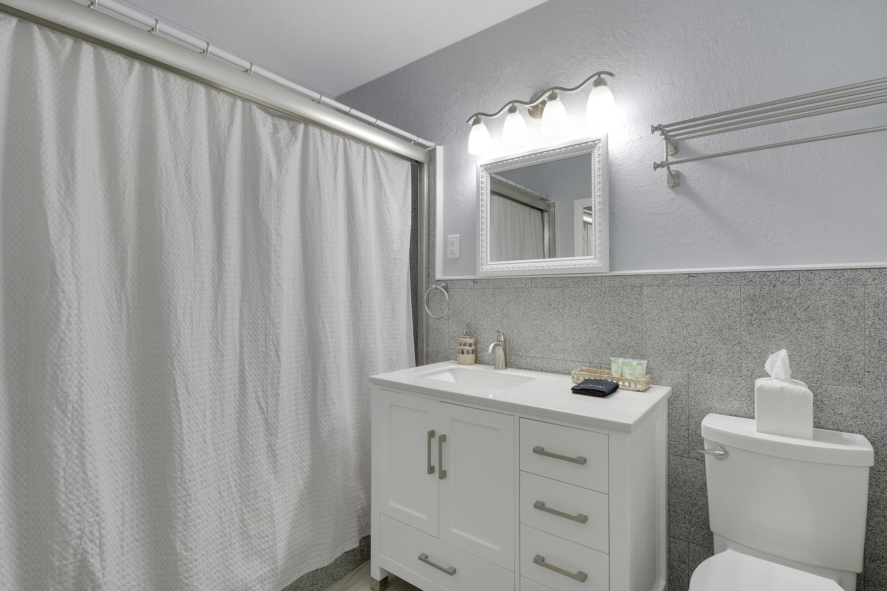 425 Marlin Road Property Photo 13
