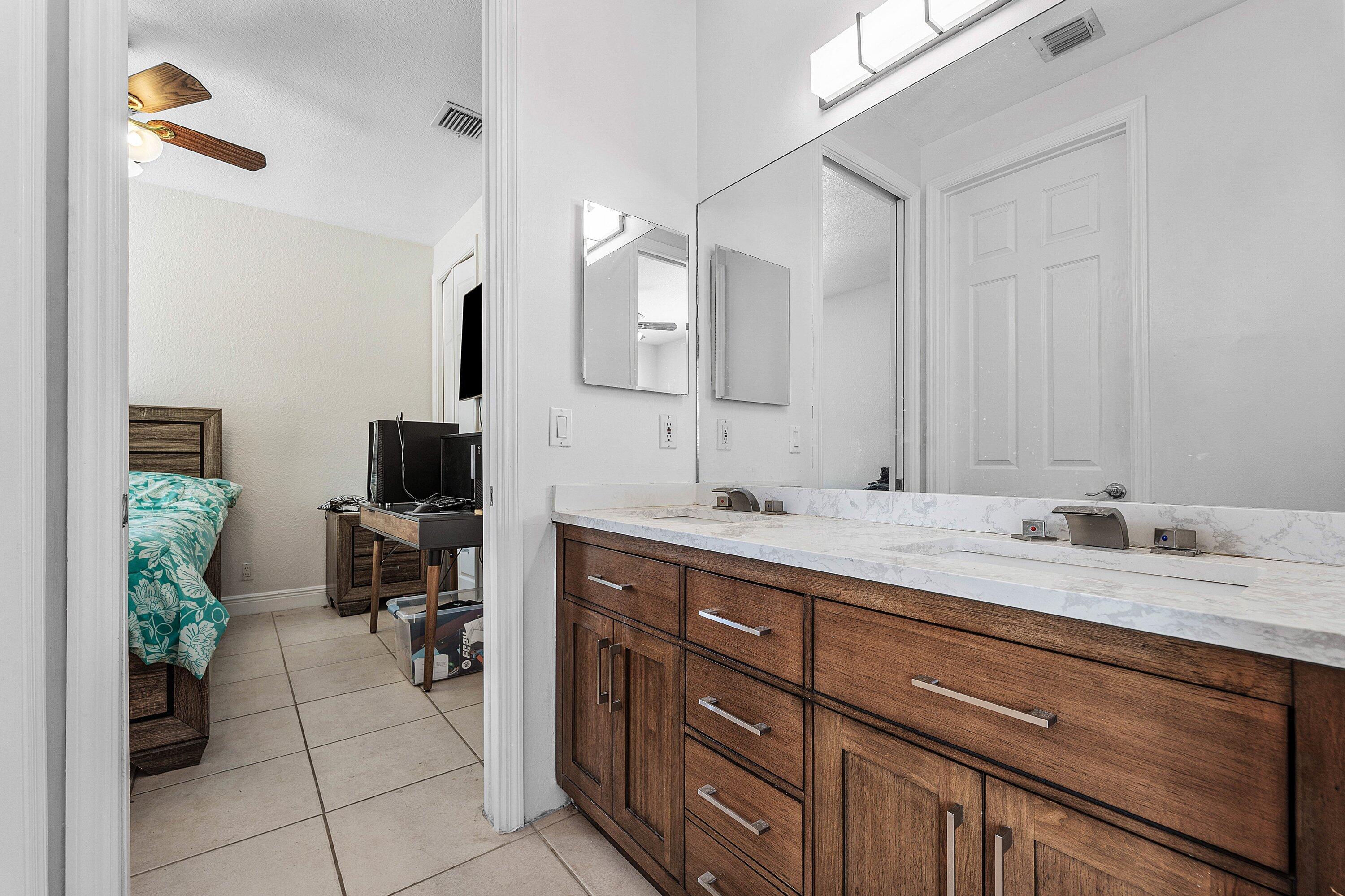 6973 Finamore Circle Property Photo 32