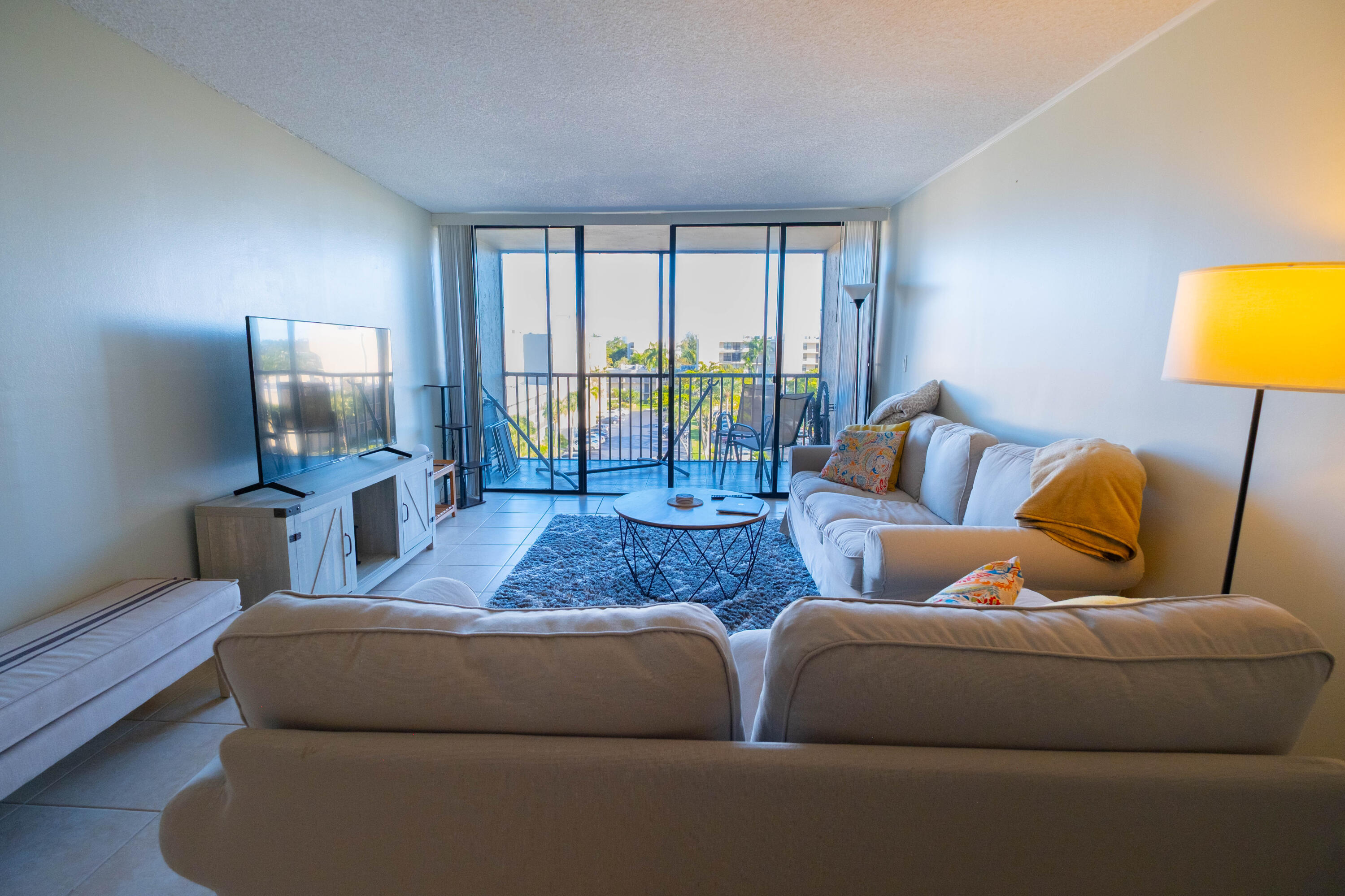 4 Royal Palm Way 6050 Property Photo 11
