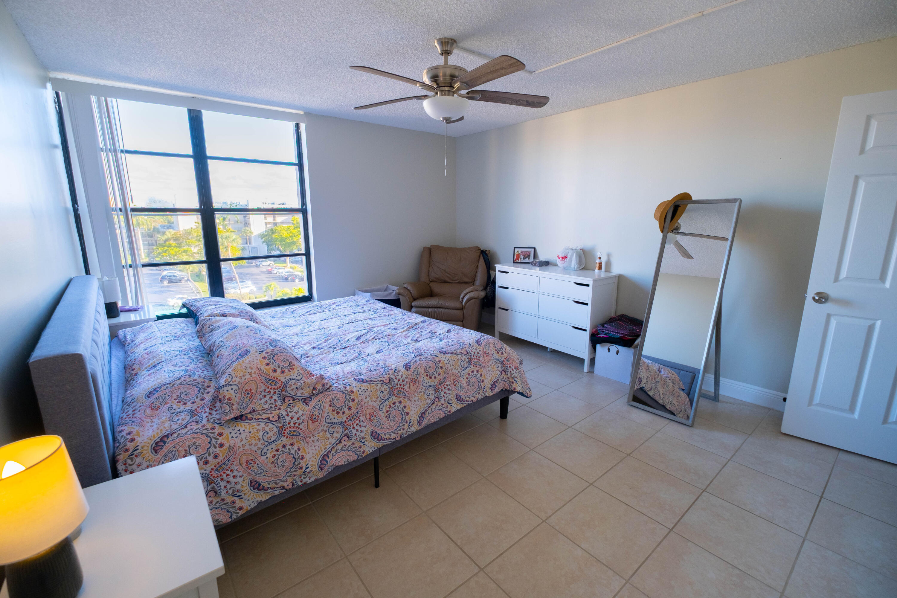 4 Royal Palm Way 6050 Property Photo 19