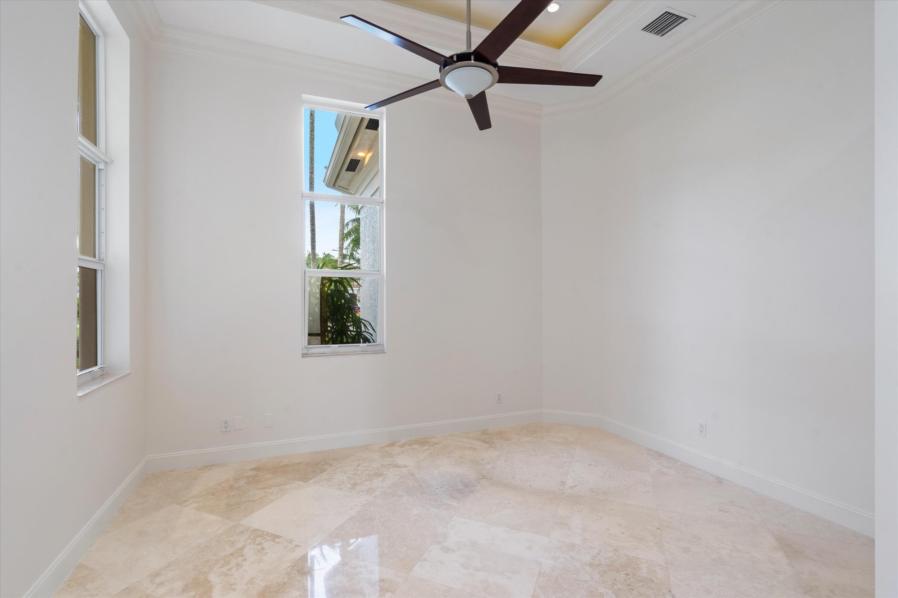 681 Carrotwood Terrace Property Photo 20