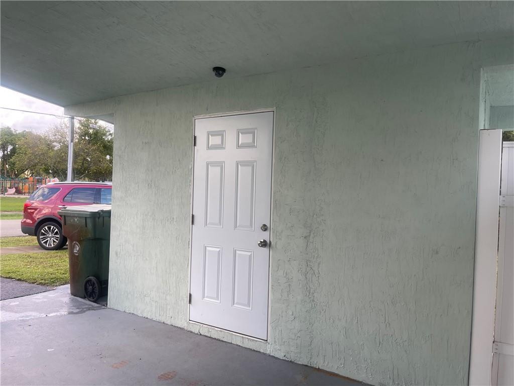 3391 Sw 21st Street Property Photo 23
