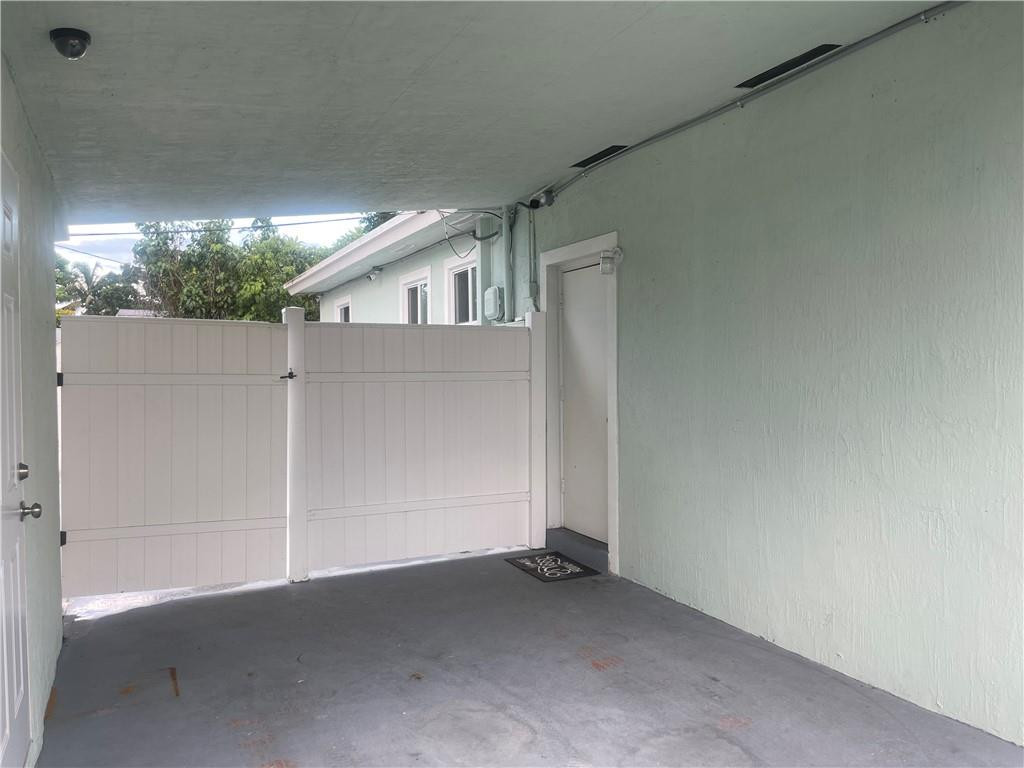 3391 Sw 21st Street Property Photo 26