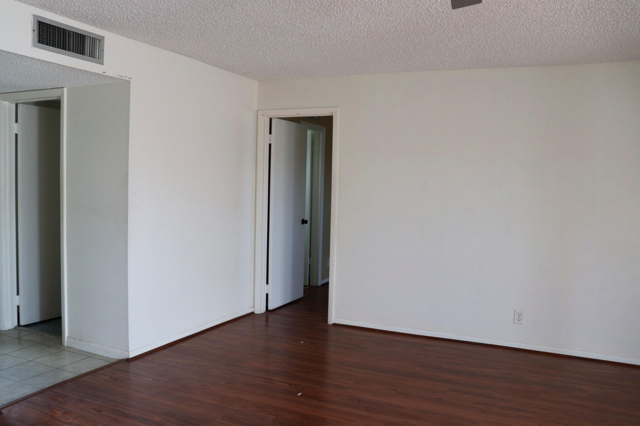 715 Lori Drive Apt 315 Property Photo 5