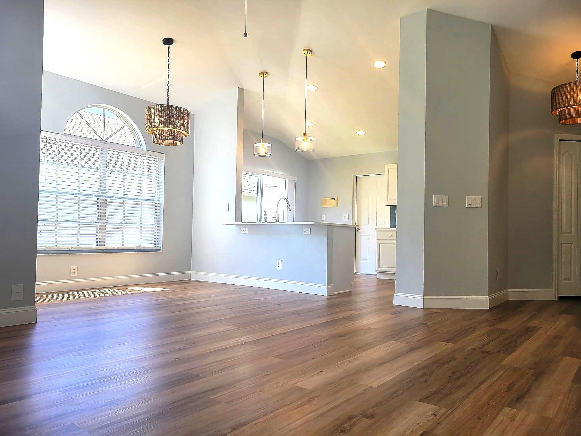 20907 Country Barn Drive Property Photo 3