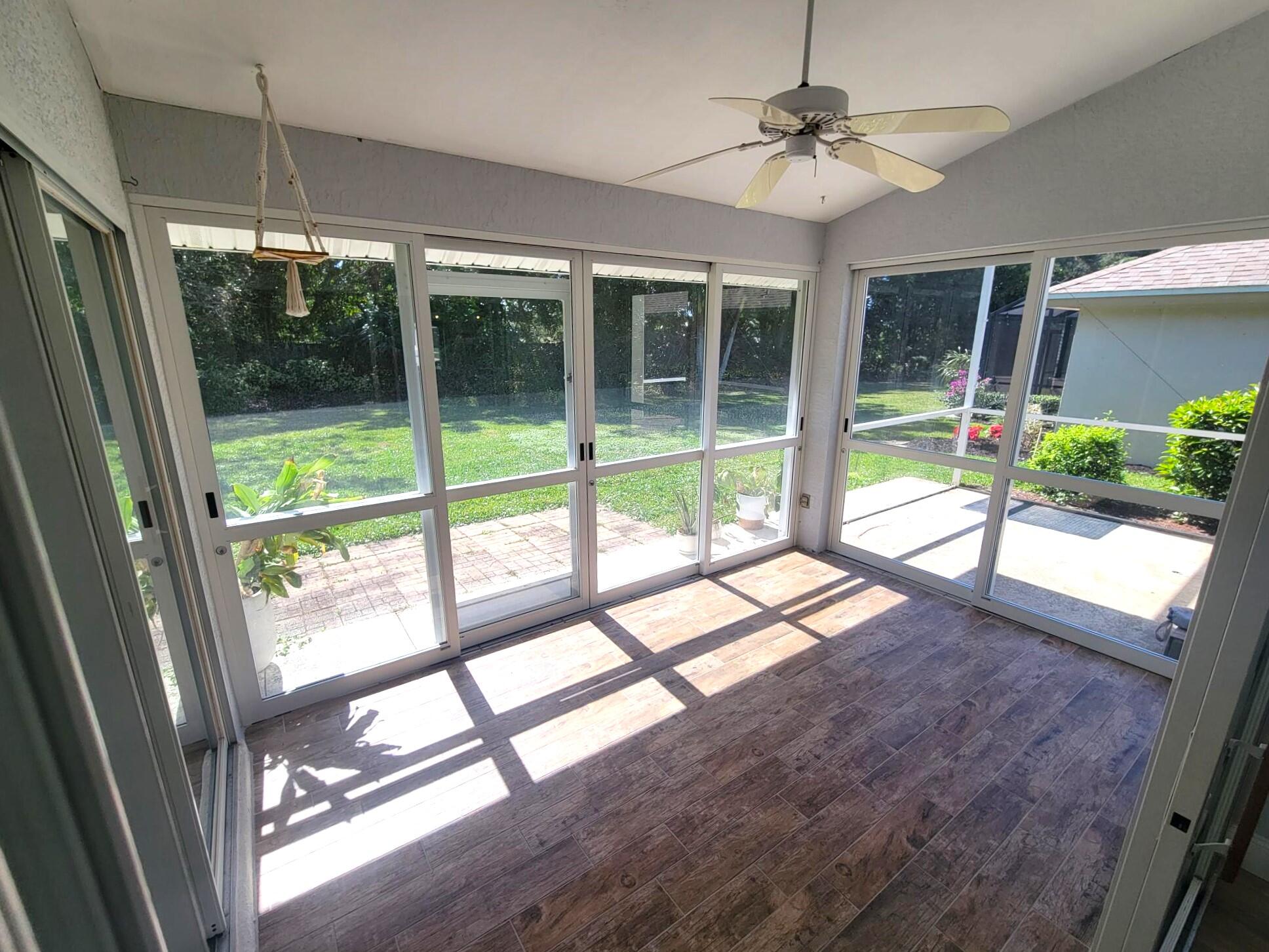 20907 Country Barn Drive Property Photo 7