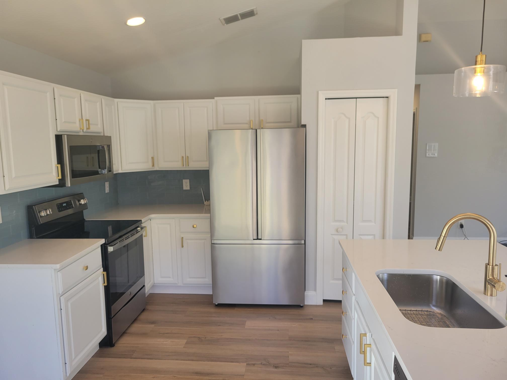 20907 Country Barn Drive Property Photo 8