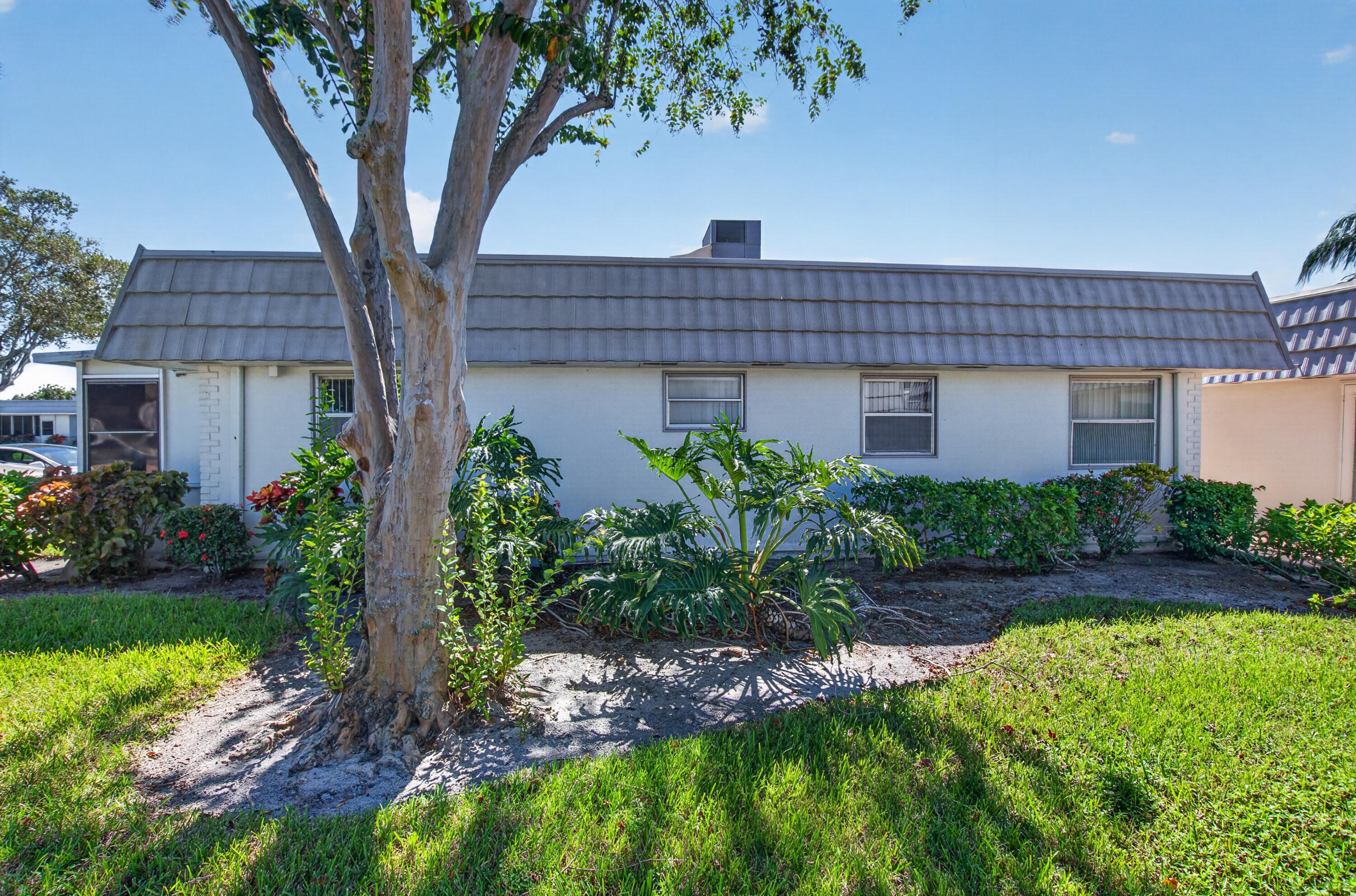 152 Valencia G Boulevard Property Photo 1