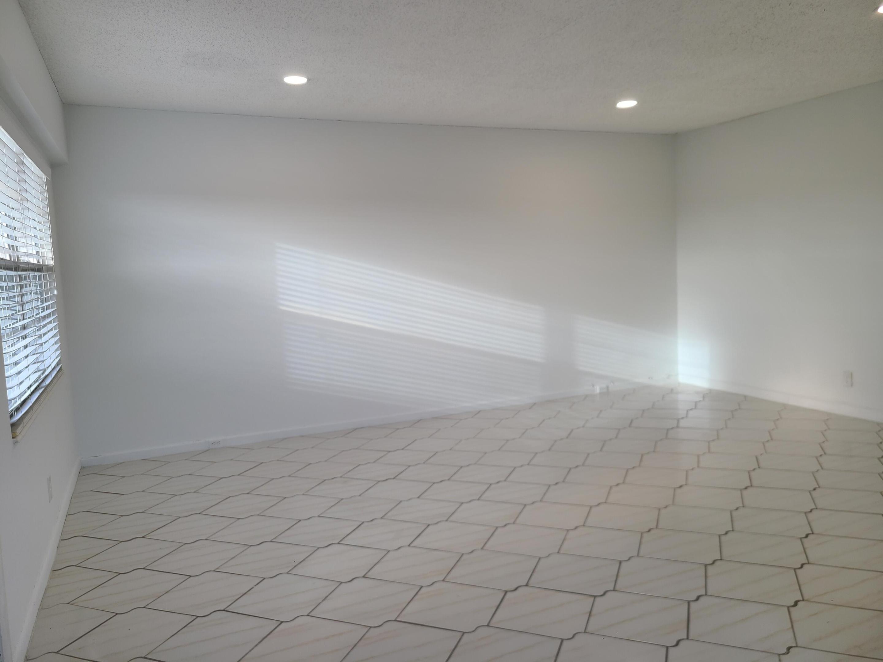 239 Preston F Way Property Photo 3