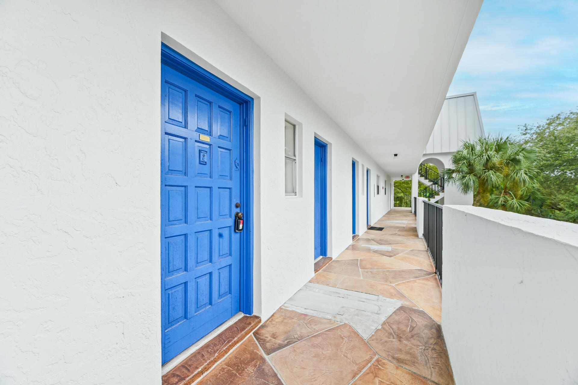 6260 S Falls Cir Drive 303 Property Photo 19