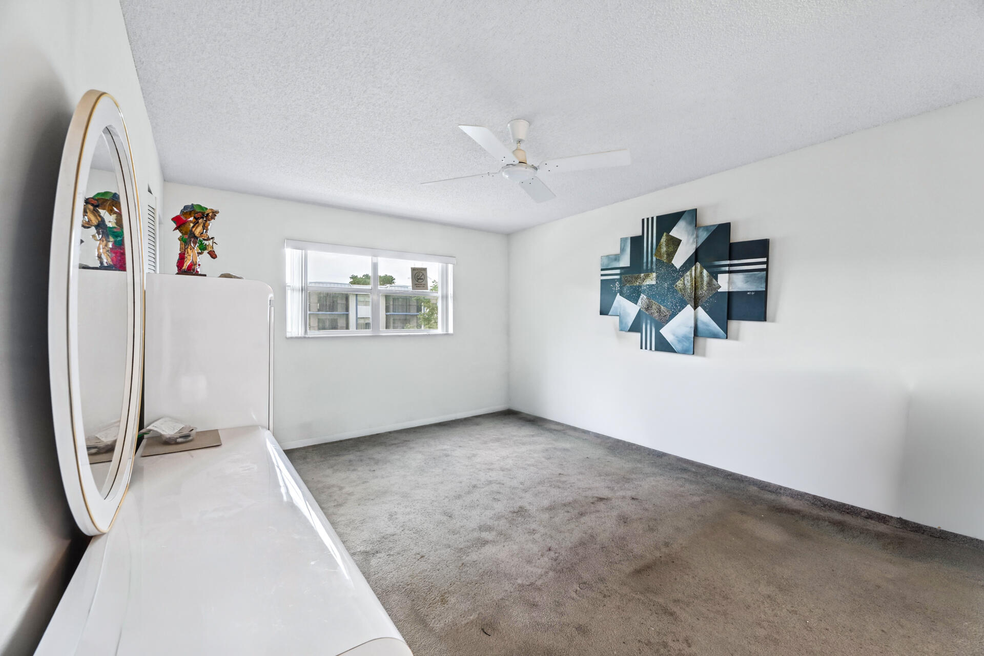 6260 S Falls Cir Drive 303 Property Photo 39