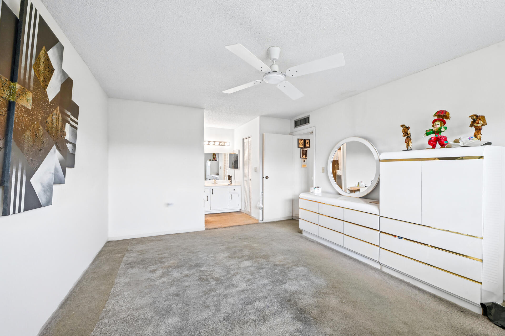6260 S Falls Cir Drive 303 Property Photo 42