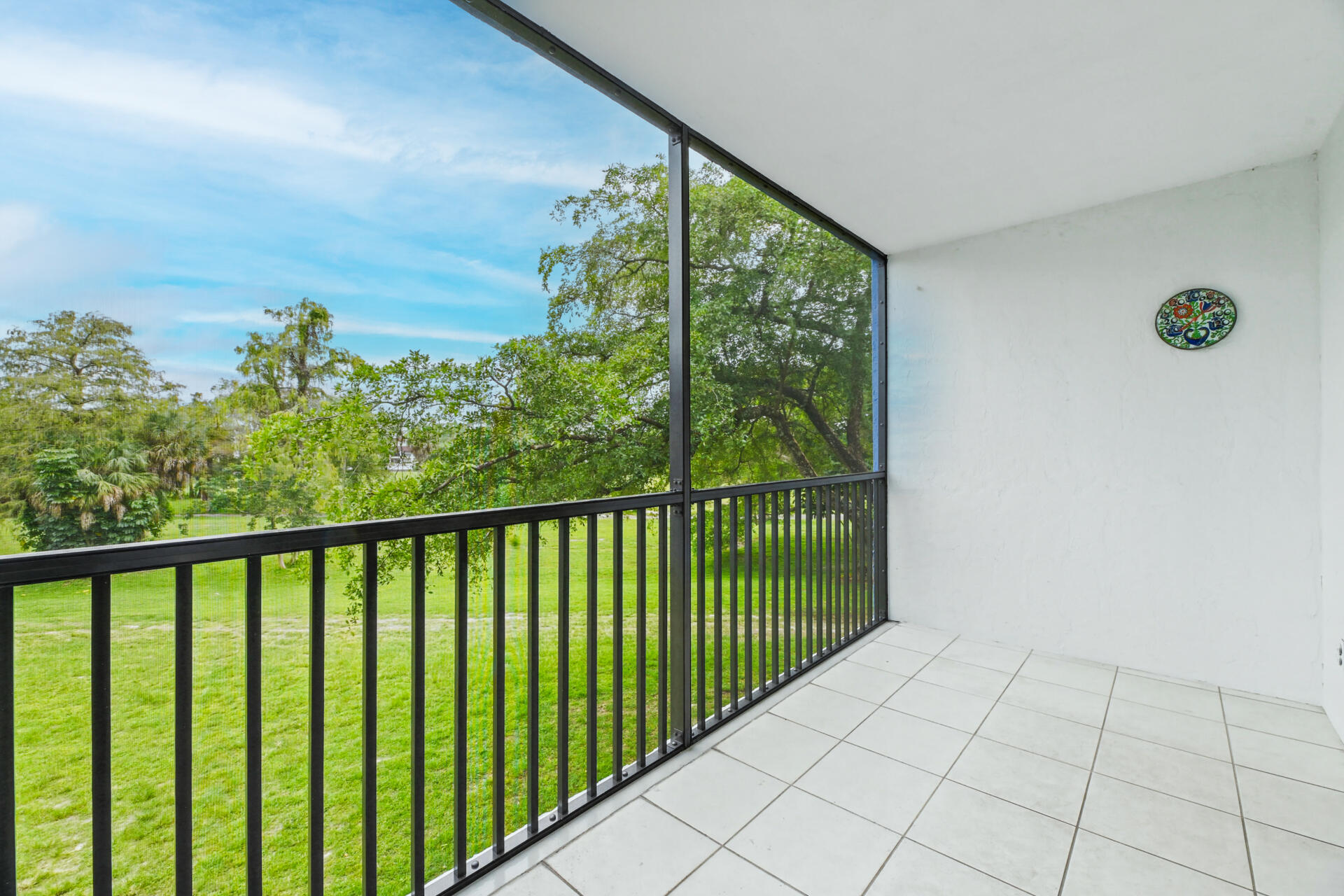 6260 S Falls Cir Drive 303 Property Photo 47