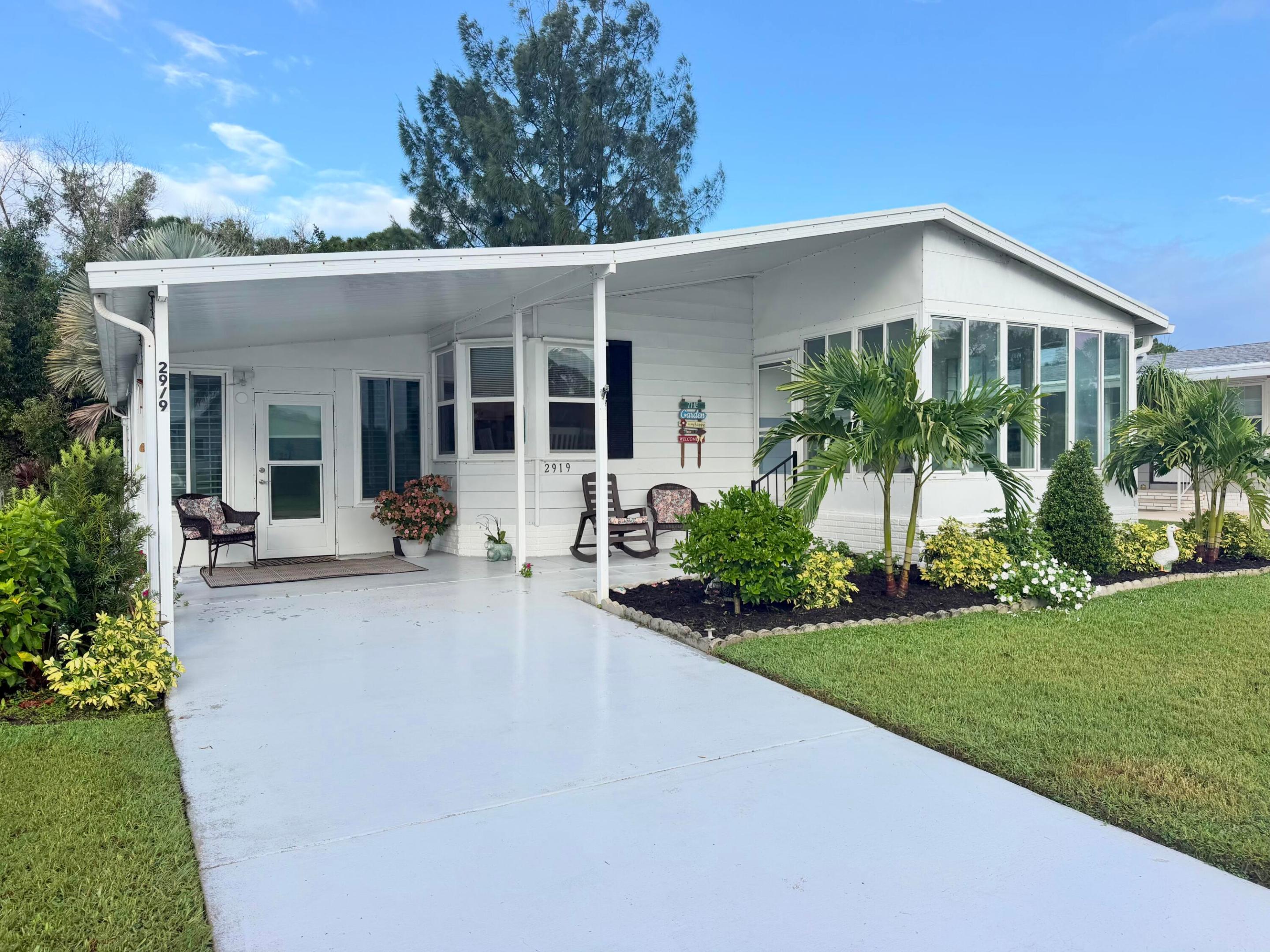2919 Fiddlewood Circle Property Photo 1