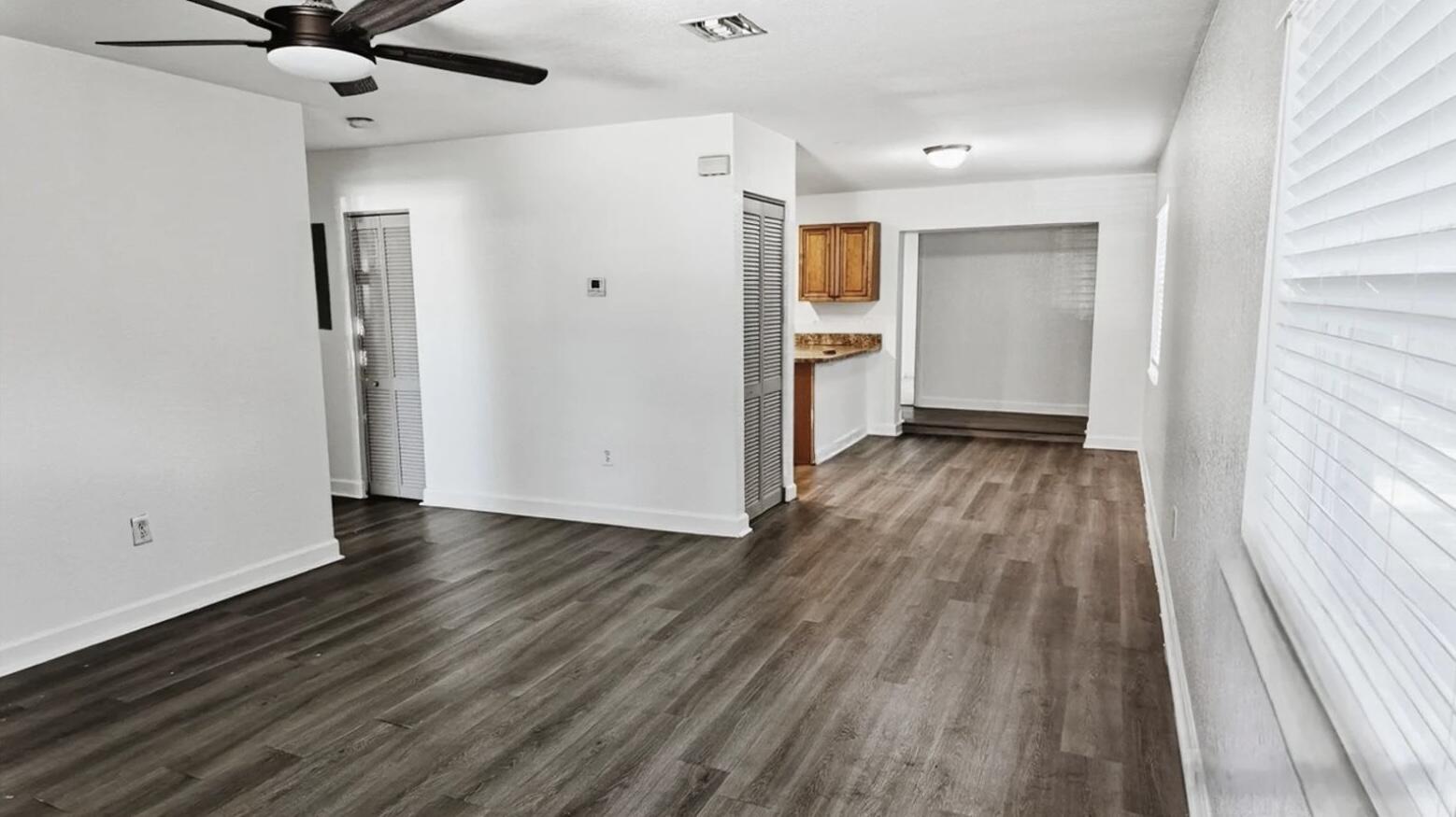 2206 Nw 5th Street Property Photo 4