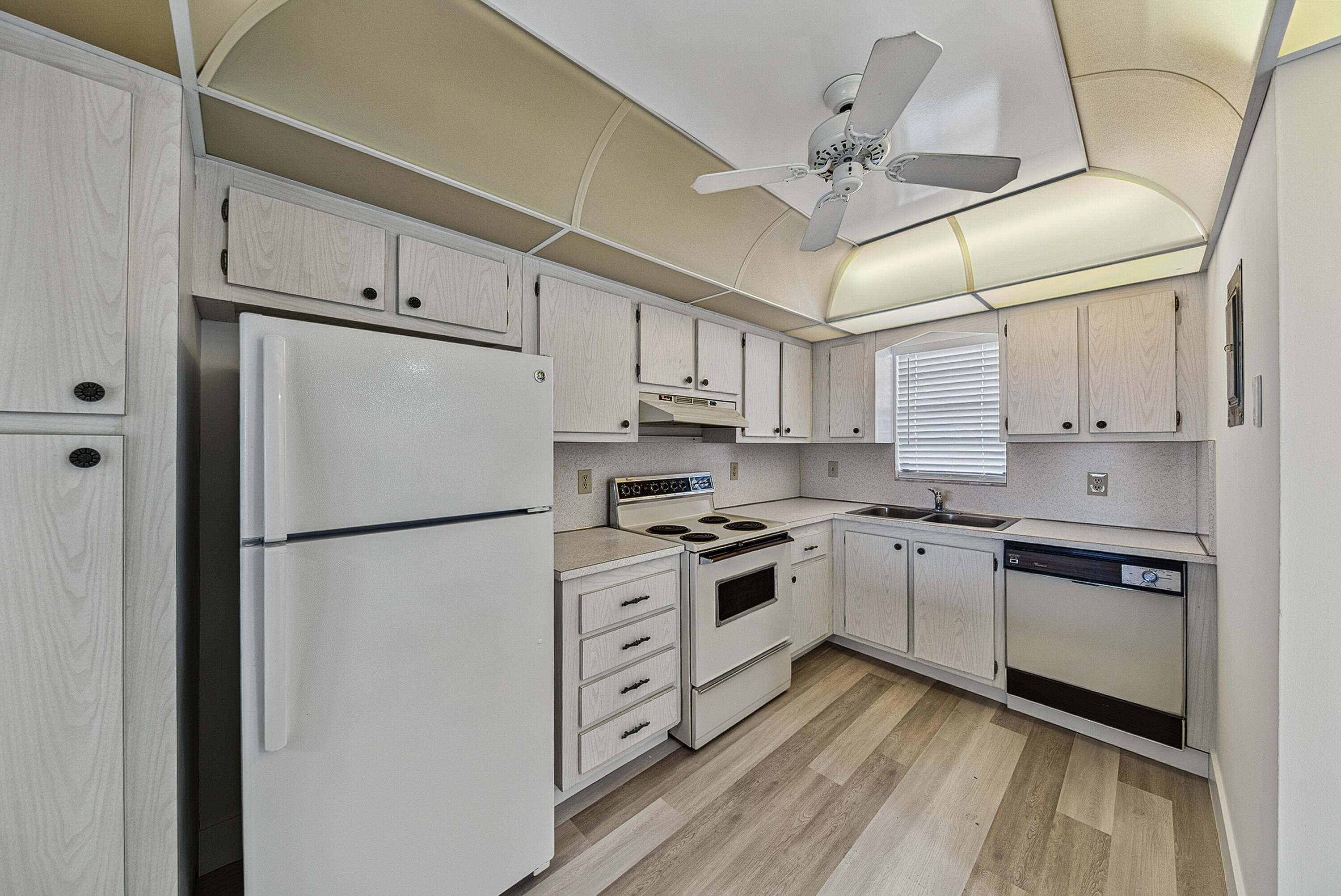 2430 Deer Creek Country Club Boulevard 704-2 Property Photo 20